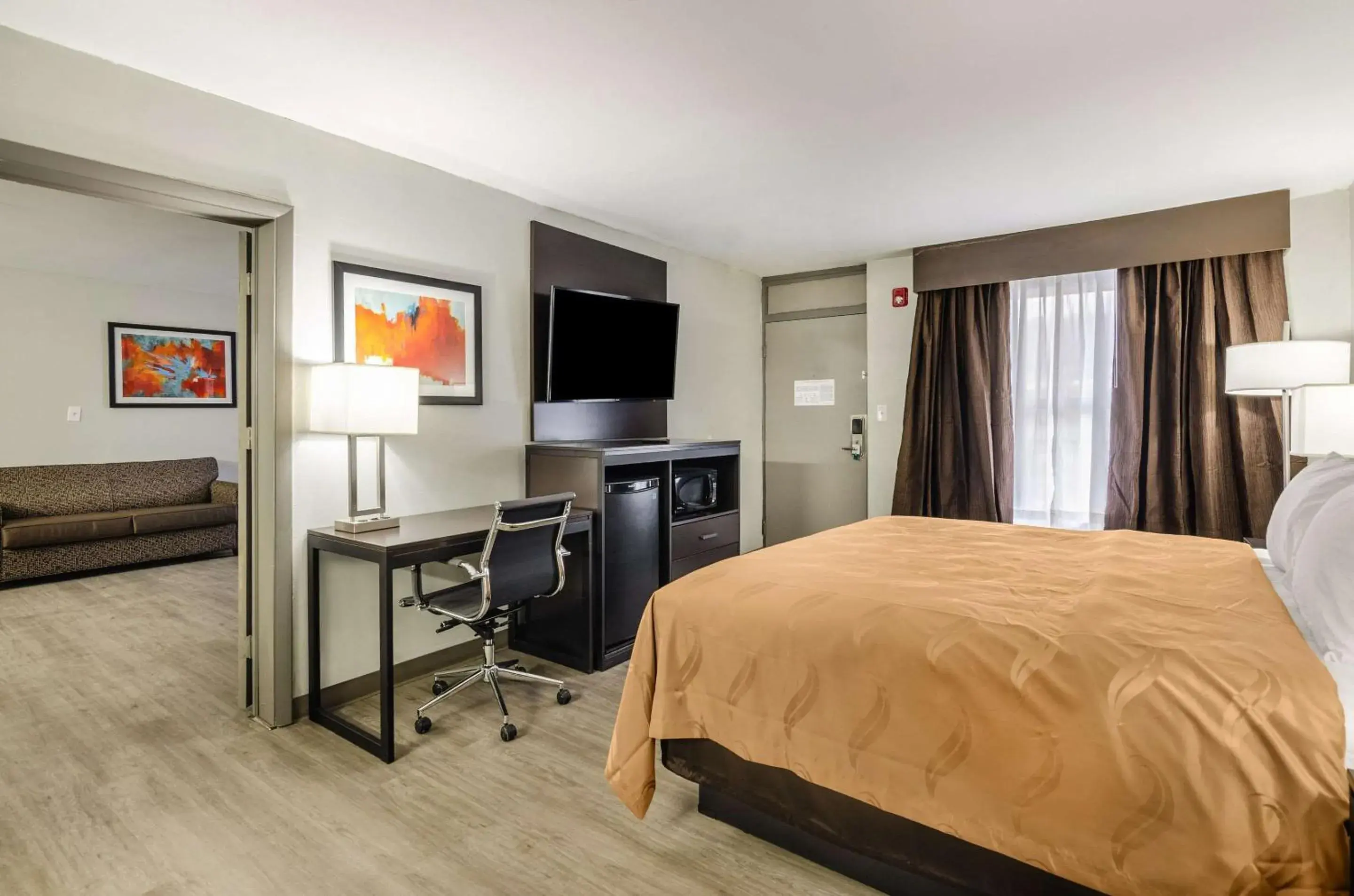 Photo of the whole room, Bed in Quality Inn Photo of the whole room, Bed in Quality Inn