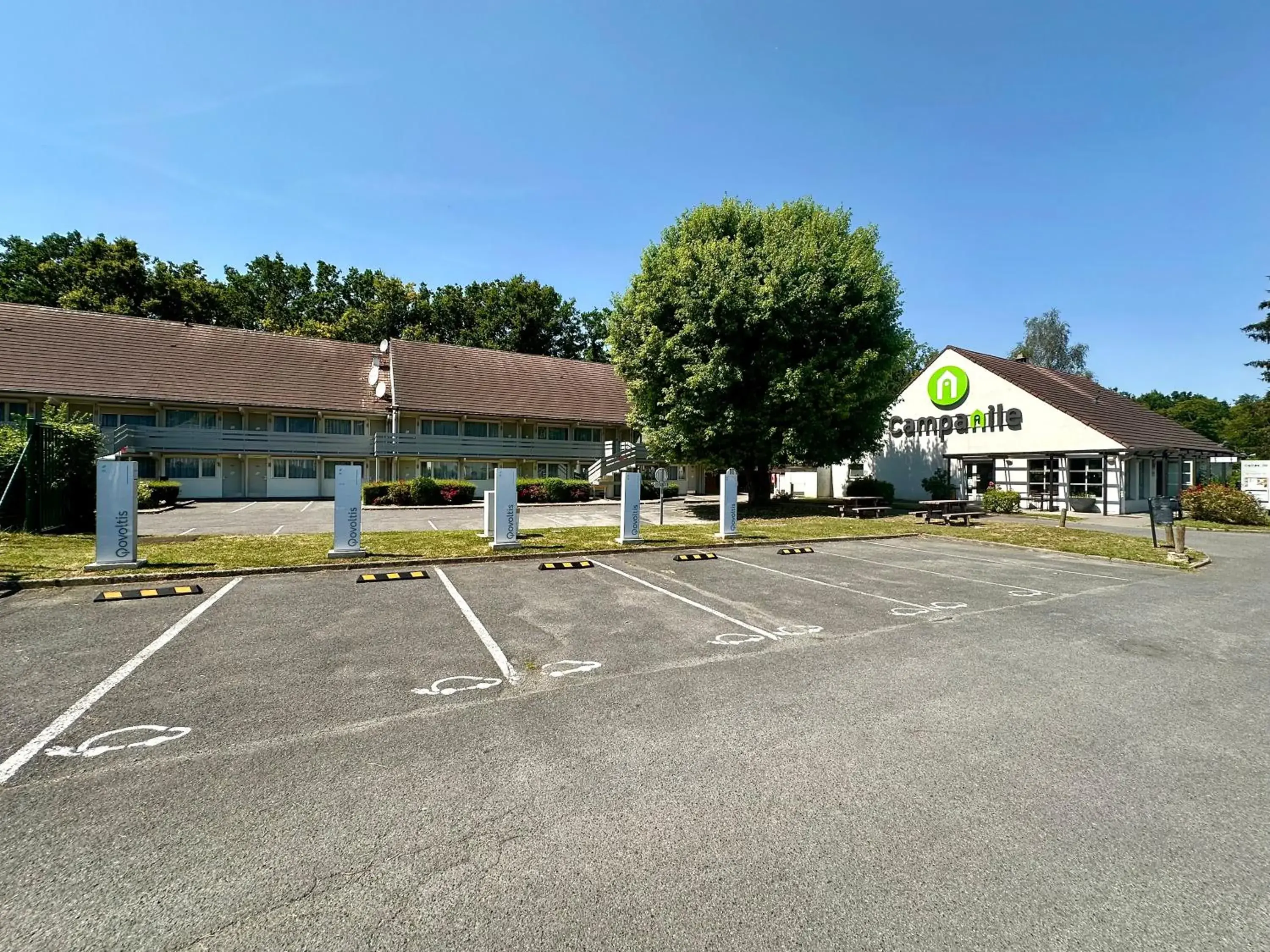 Campanile Hotel Chantilly Campanile Hotel Chantilly