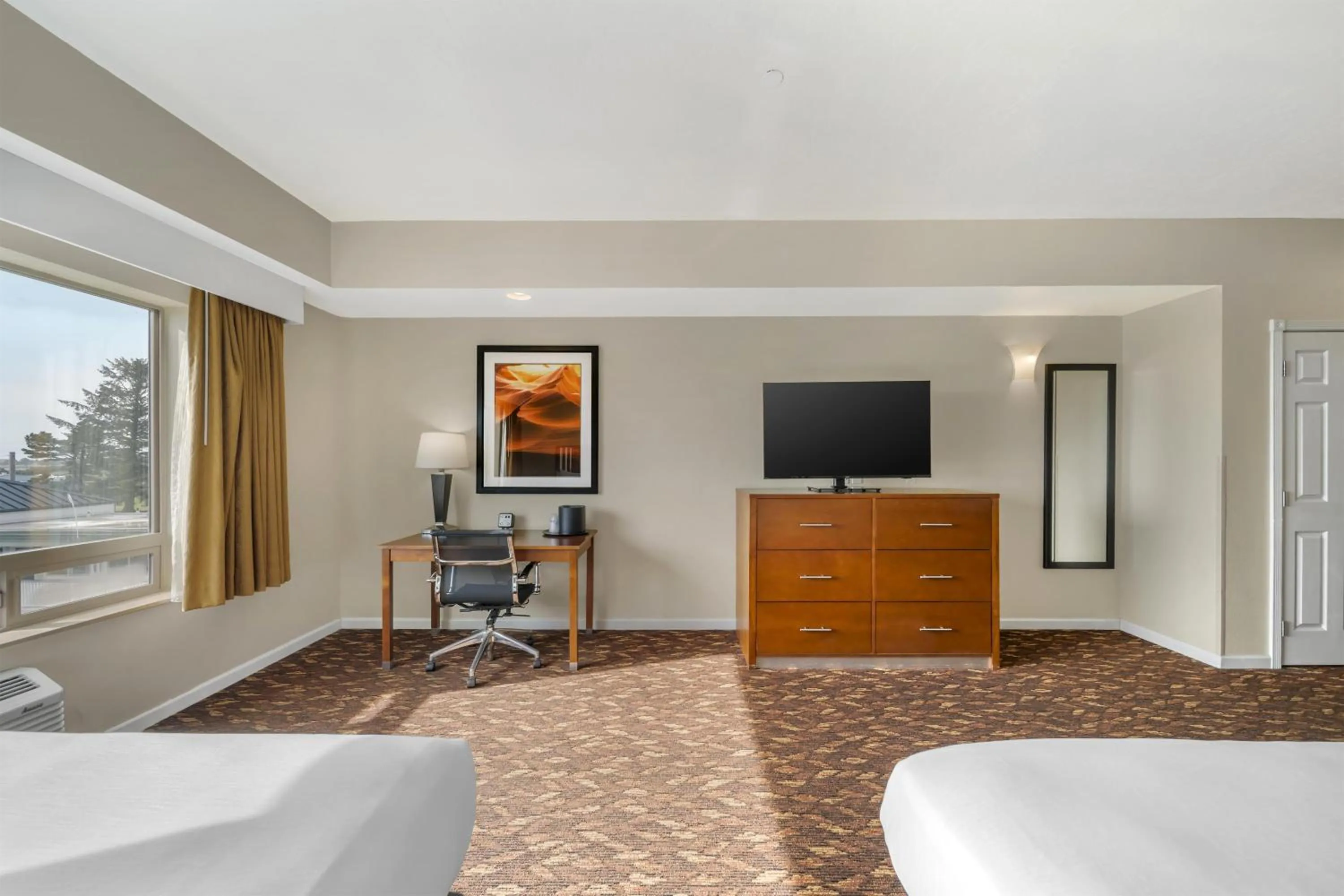 Bedroom, Bed in Best Western Plus Northwoods Inn