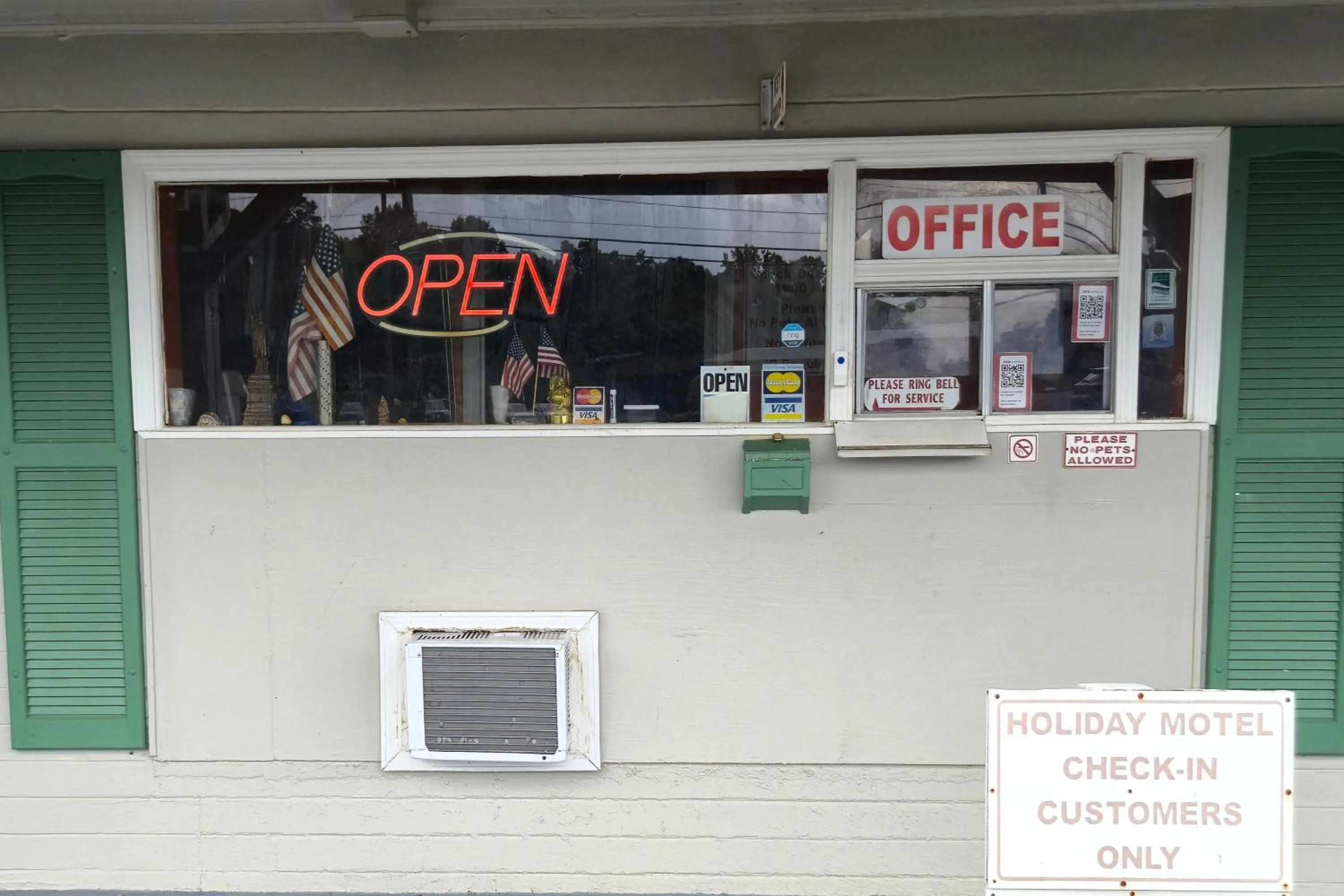 Lobby or reception in Holiday Motel by Belvilla Cleveland, TN