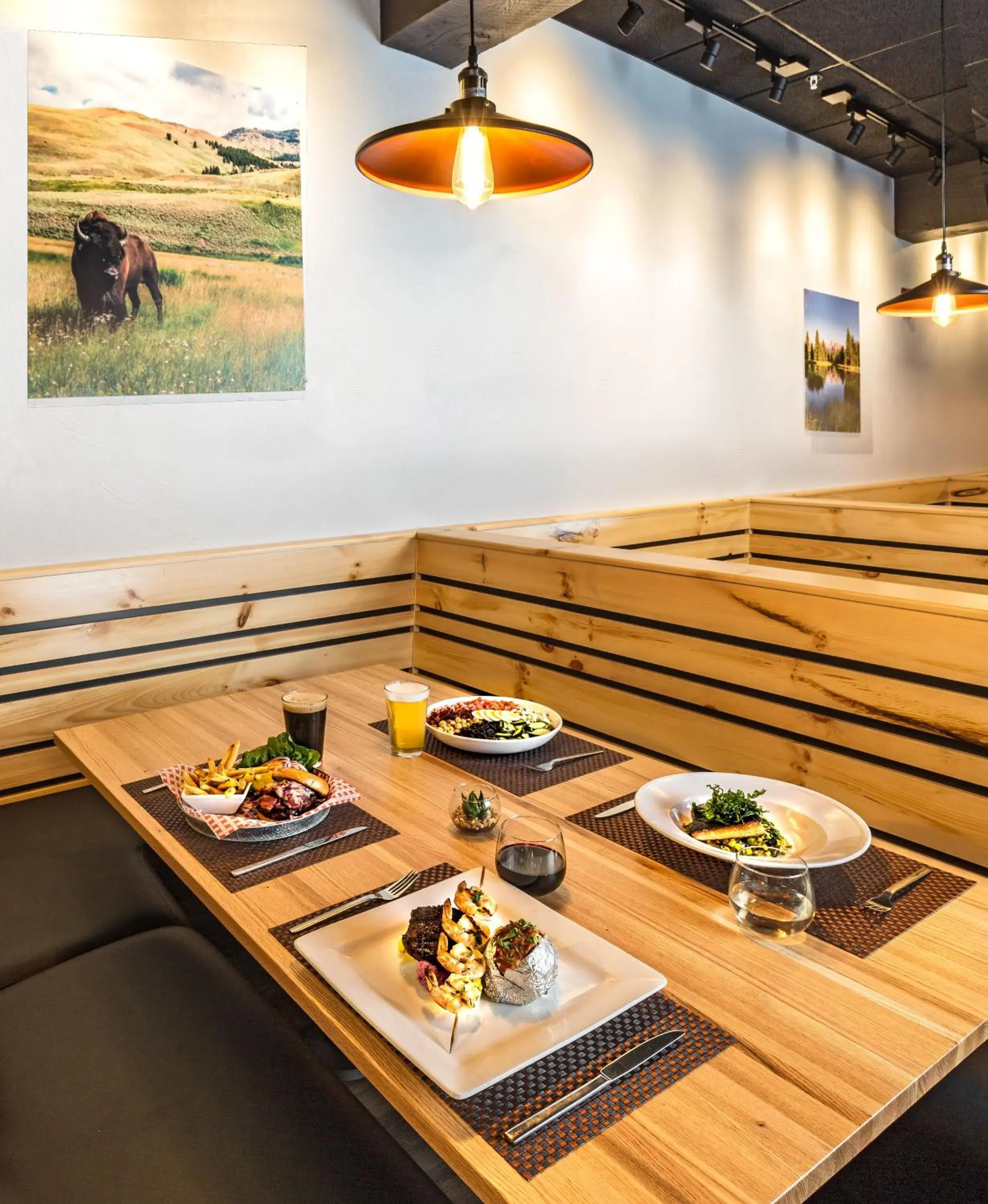 Restaurant/places to eat in Togwotee Mountain Lodge Restaurant/places to eat in Togwotee Mountain Lodge