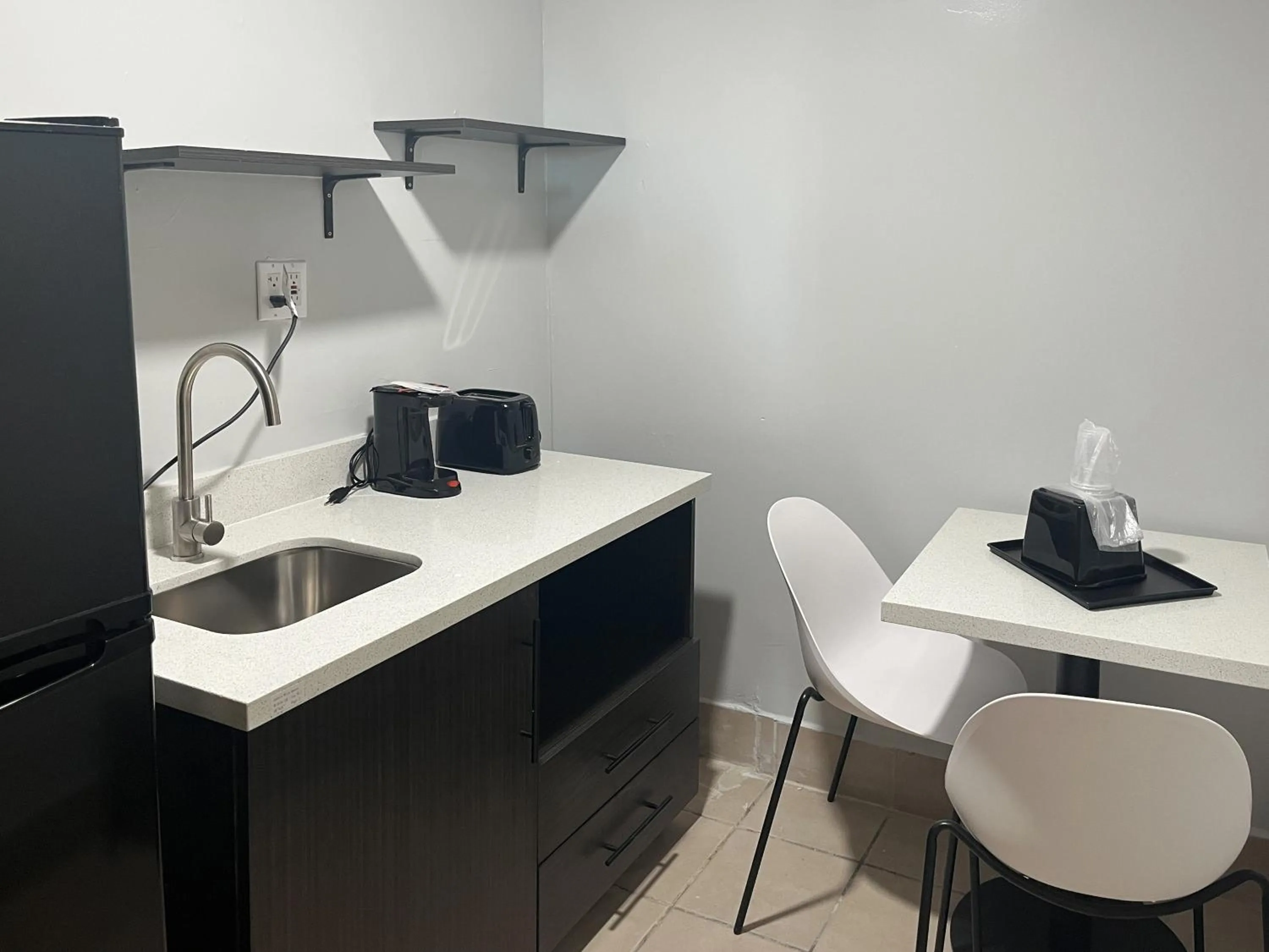 kitchen in Studio 6 Borger, TX Boom Town