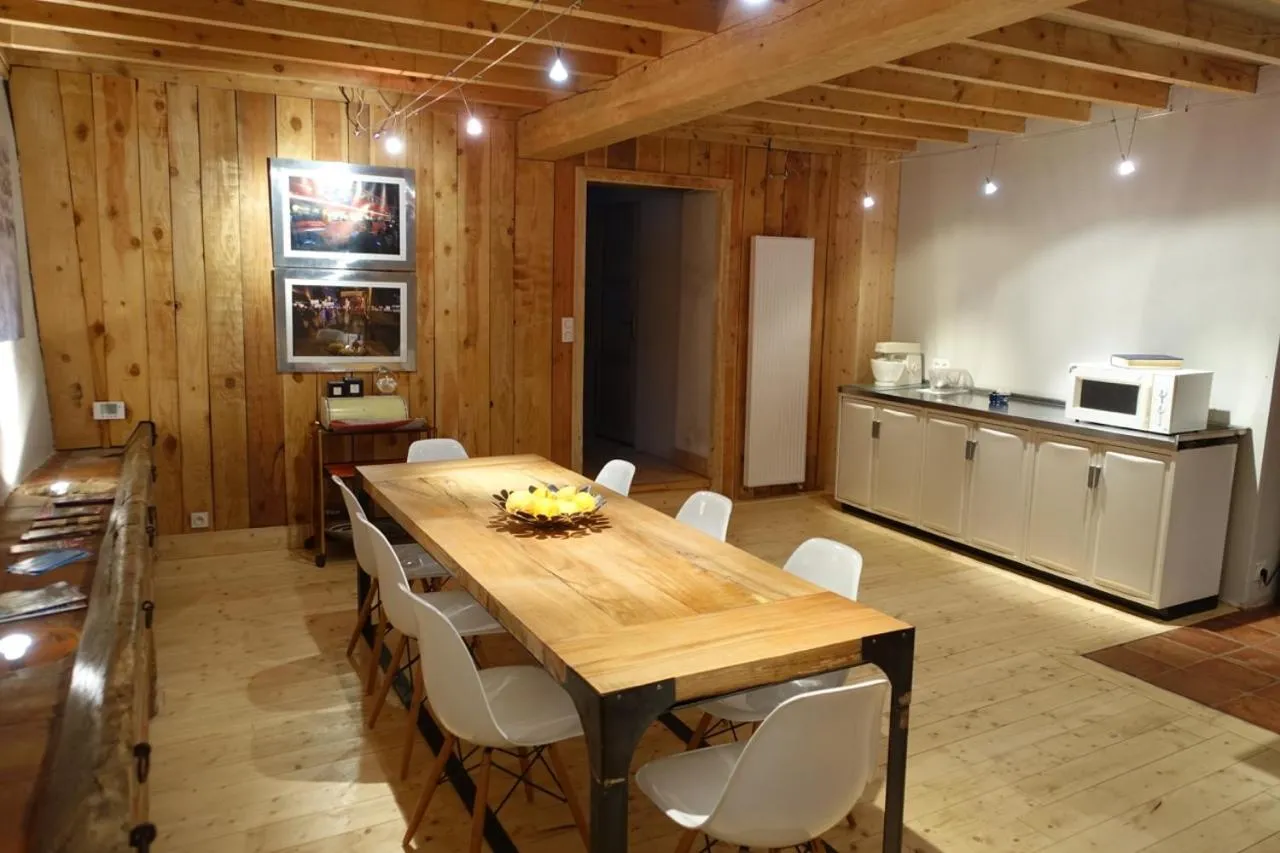 Dining area in Impasse du Boeuf