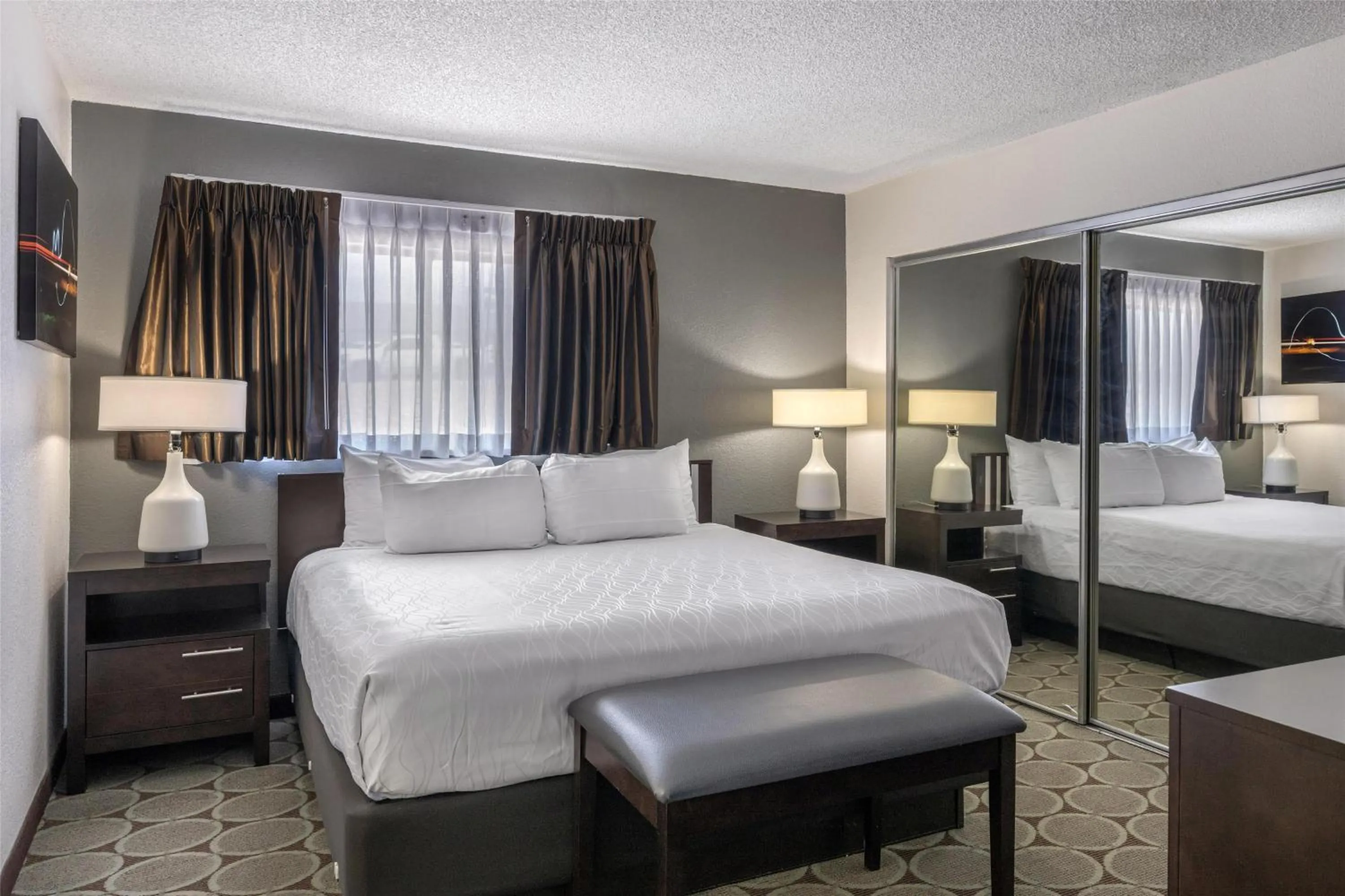 Photo of the whole room, Bed in Best Western Pahrump Oasis