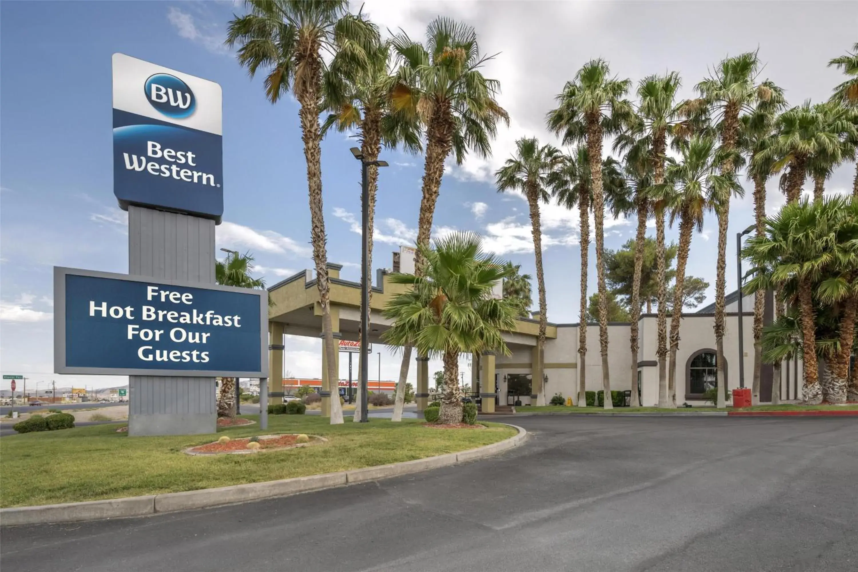 Property building in Best Western Pahrump Oasis Property building in Best Western Pahrump Oasis