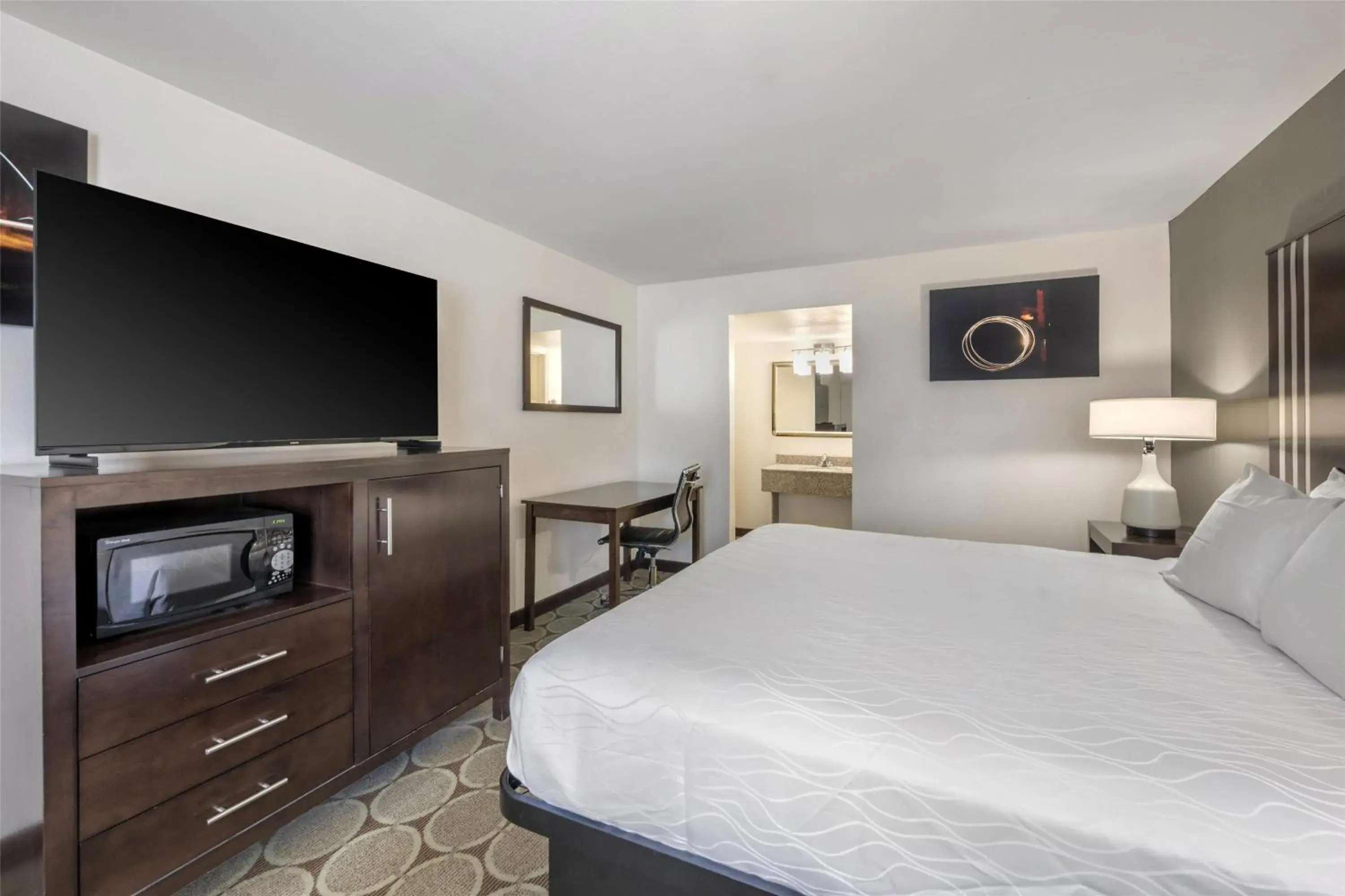Queen Room - Mobility Access in Best Western Pahrump Oasis Queen Room - Mobility Access in Best Western Pahrump Oasis