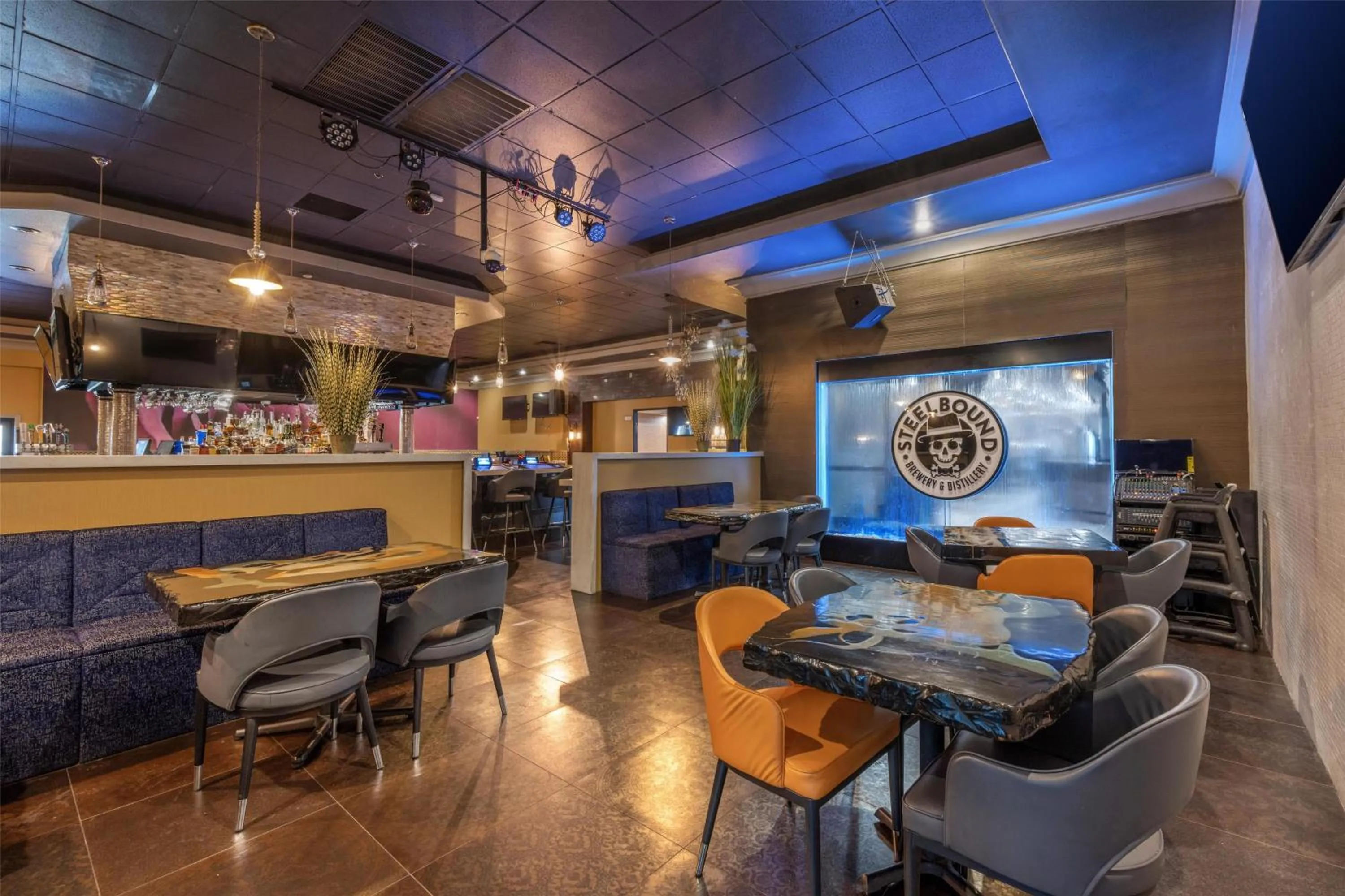 Restaurant/places to eat in Best Western Pahrump Oasis