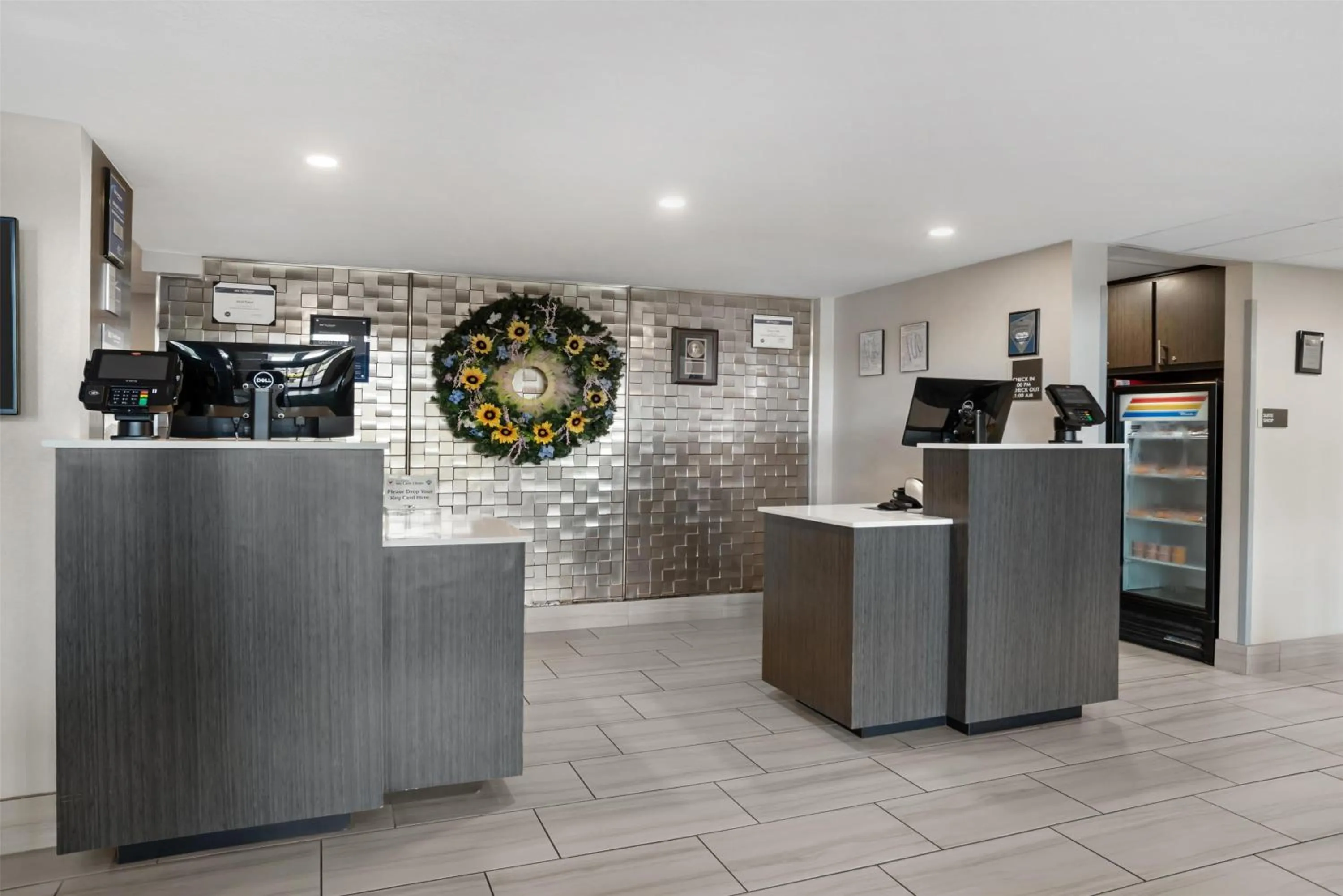 Lobby or reception in Best Western Brewton Inn