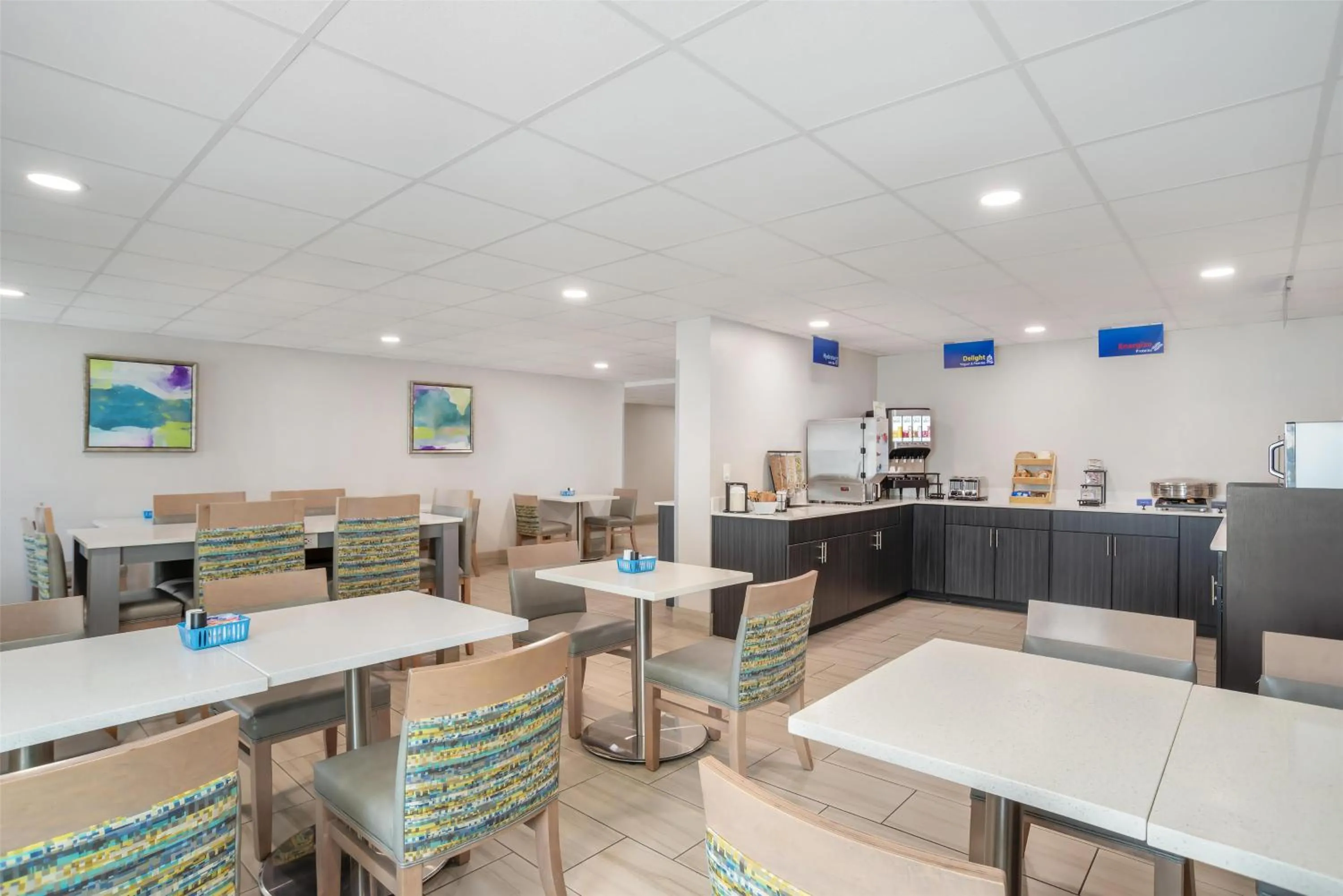 Breakfast in Best Western Brewton Inn