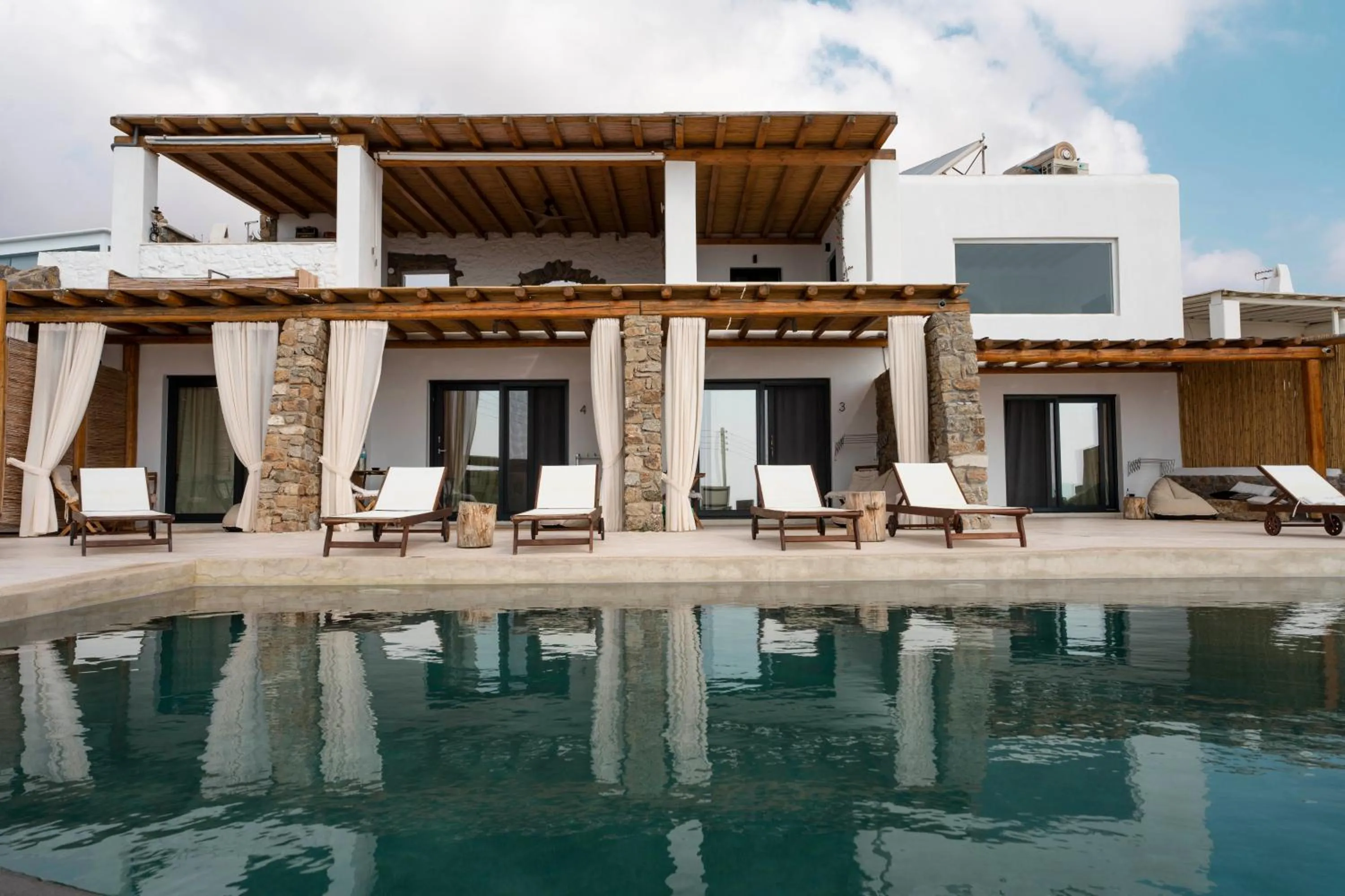 Property building in M-Vibes Mykonos Suites