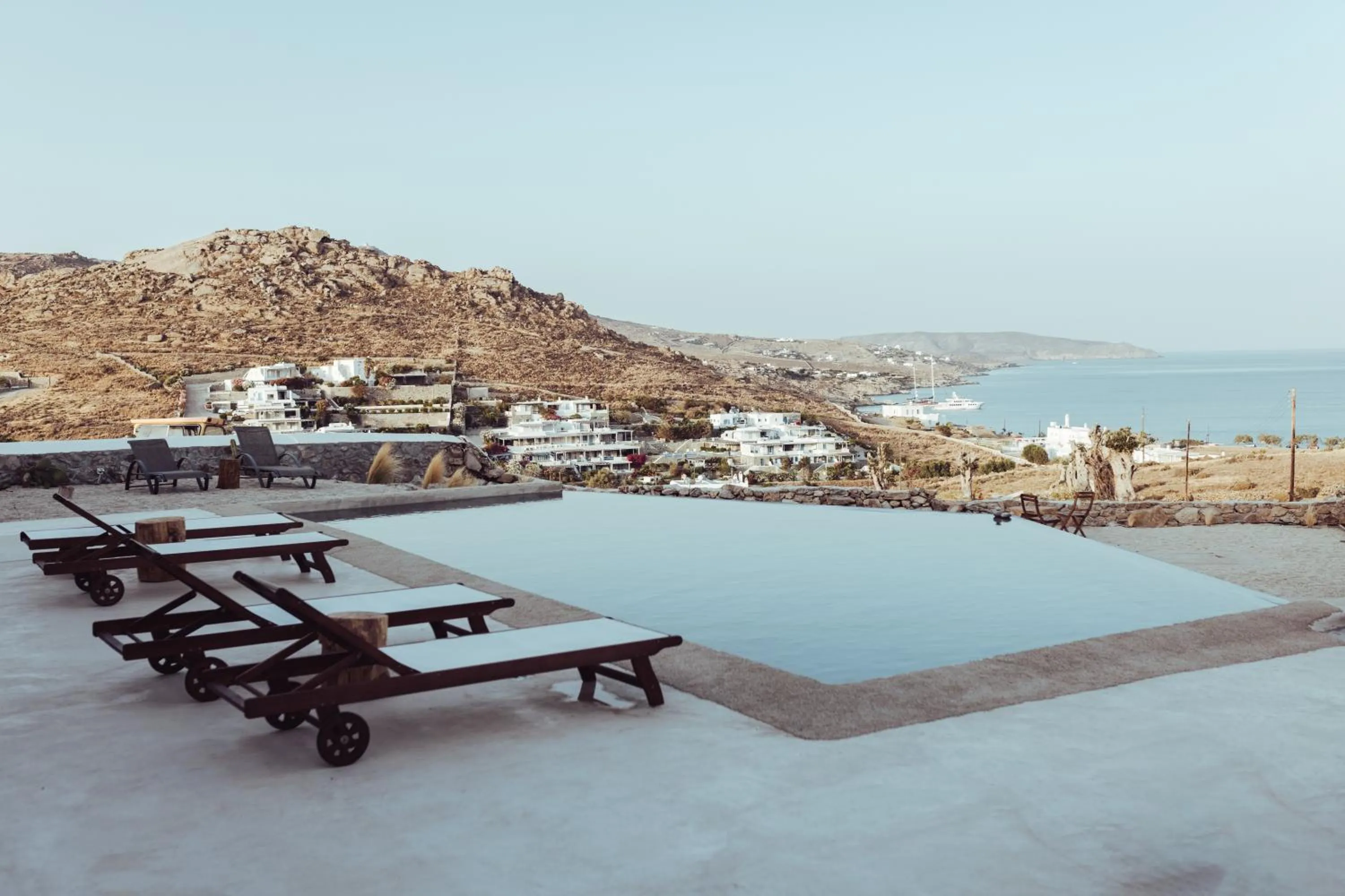 M-Vibes Mykonos Suites