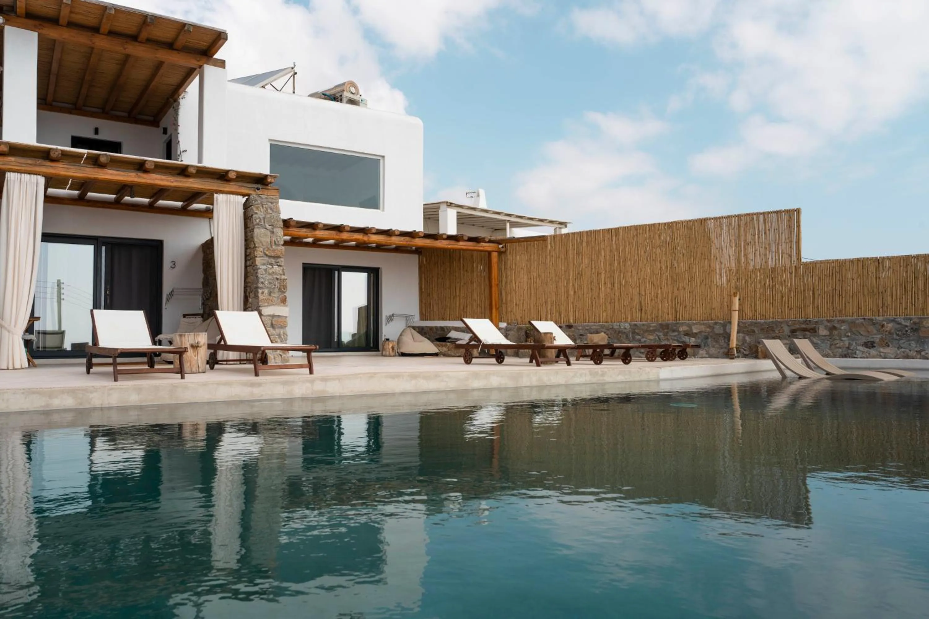 Property building in M-Vibes Mykonos Suites