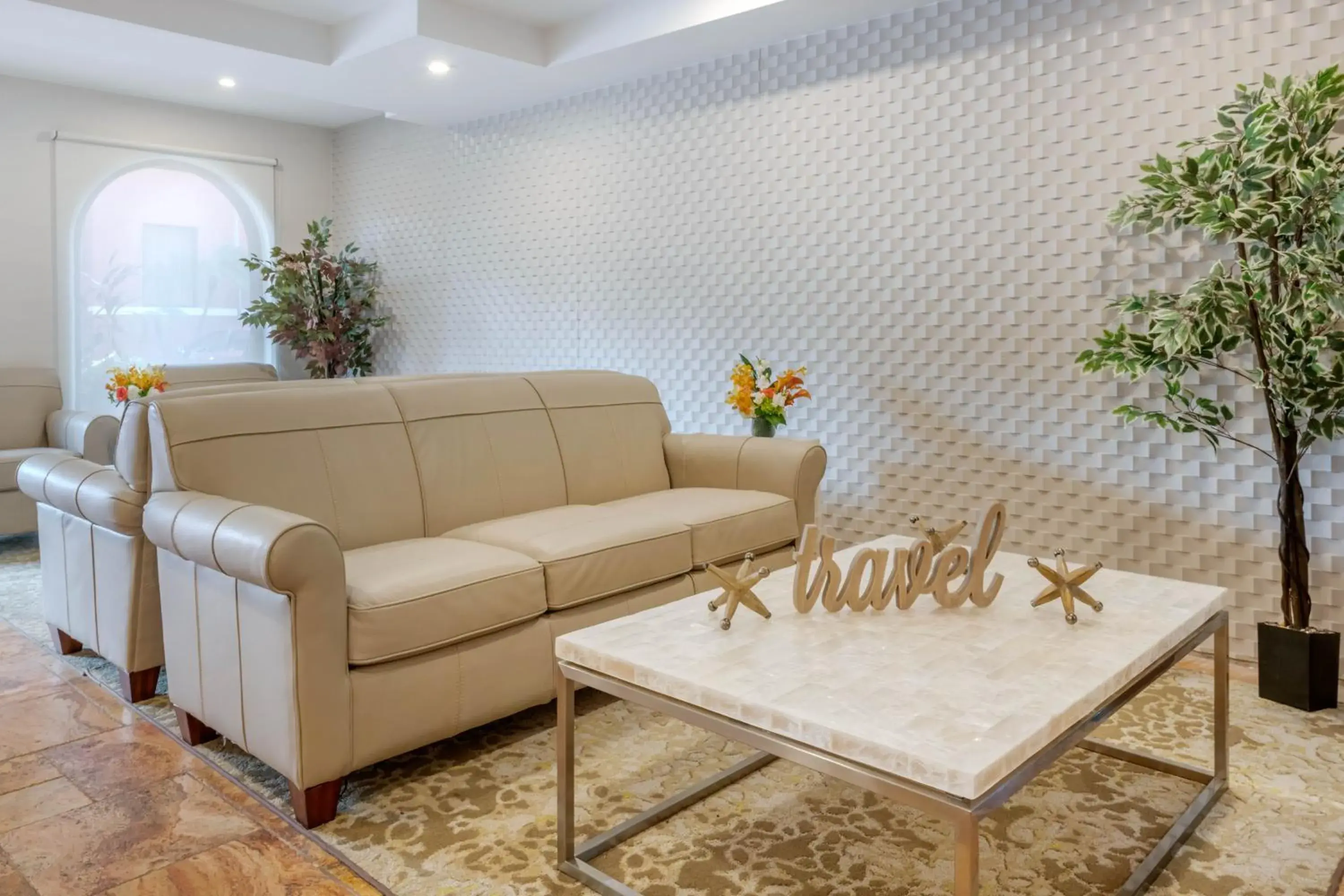 Lobby or reception in Best Western Plus Palm Beach Gardens Hotel & Suites and Conference Ct Lobby or reception in Best Western Plus Palm Beach Gardens Hotel & Suites and Conference Ct