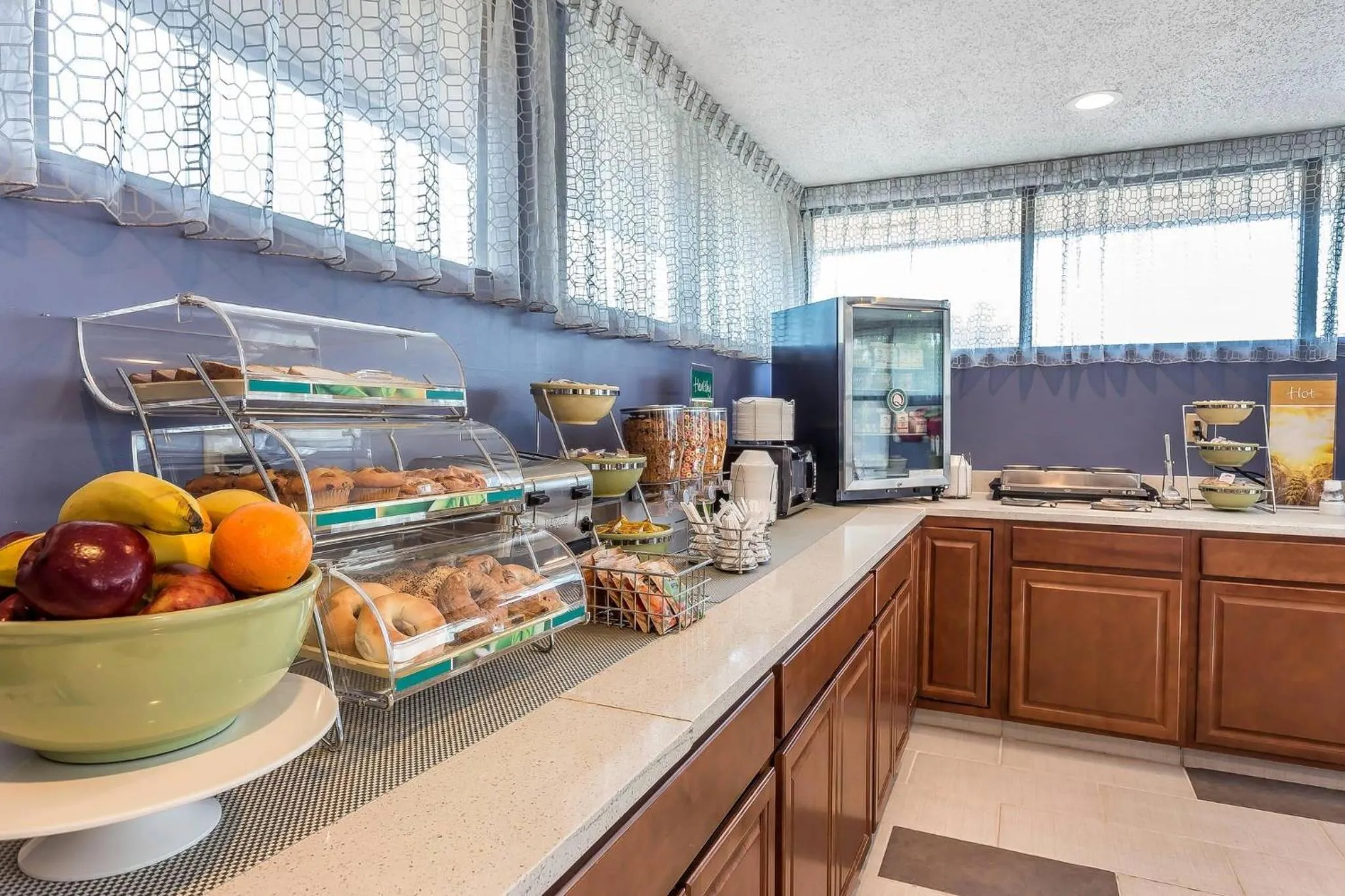 Breakfast in Quality Inn Aberdeen