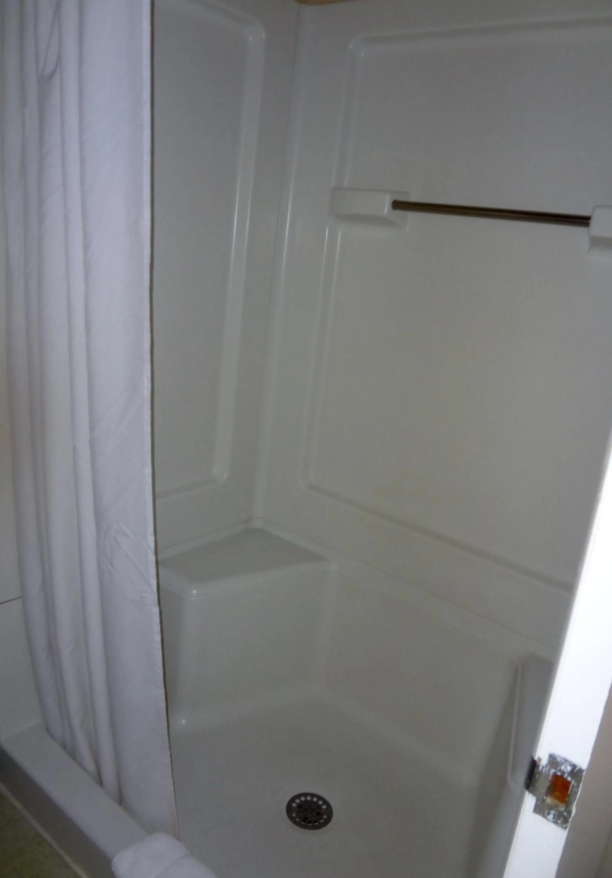 Shower in A Western Rose