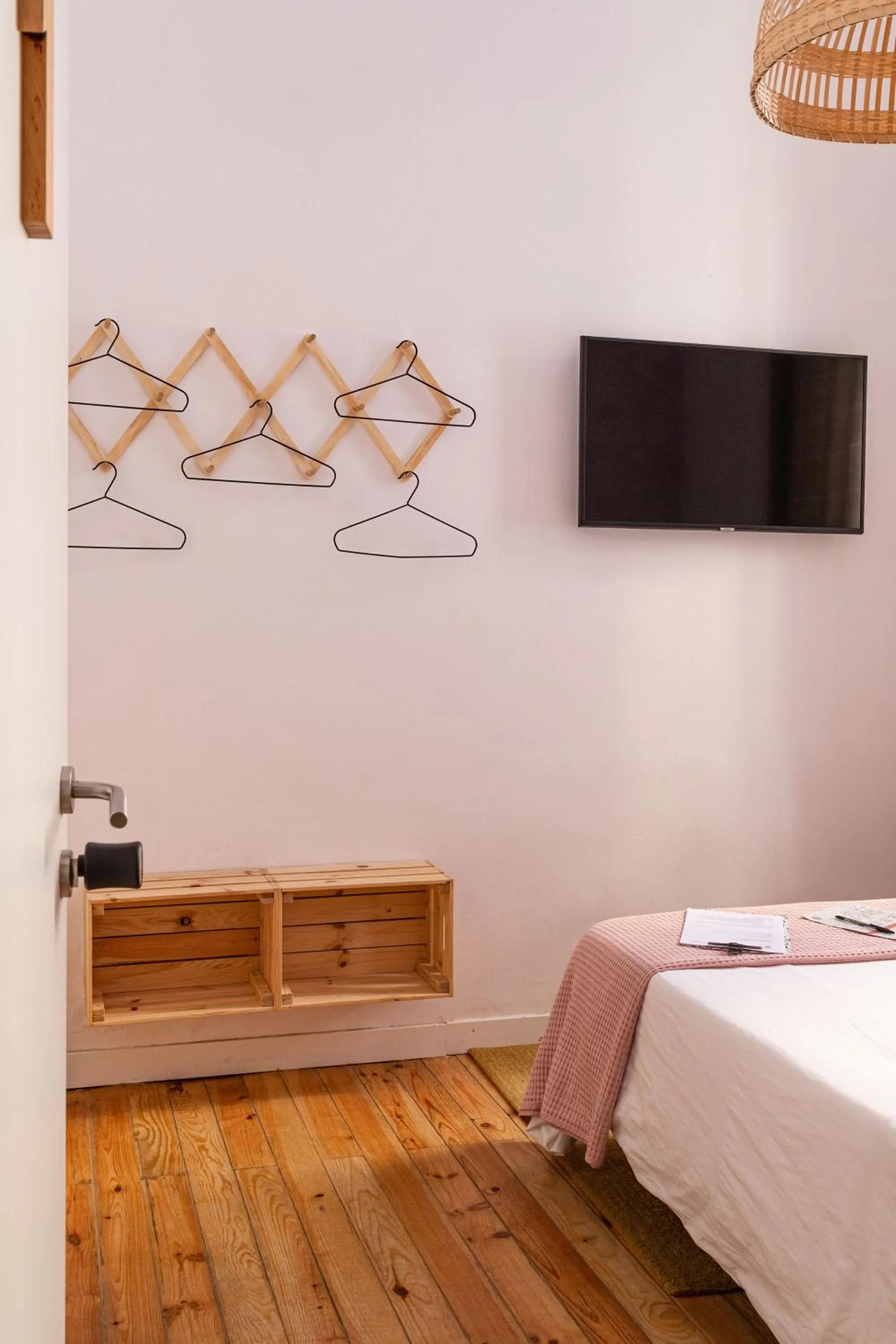 Bed in Mapango Small Rooms