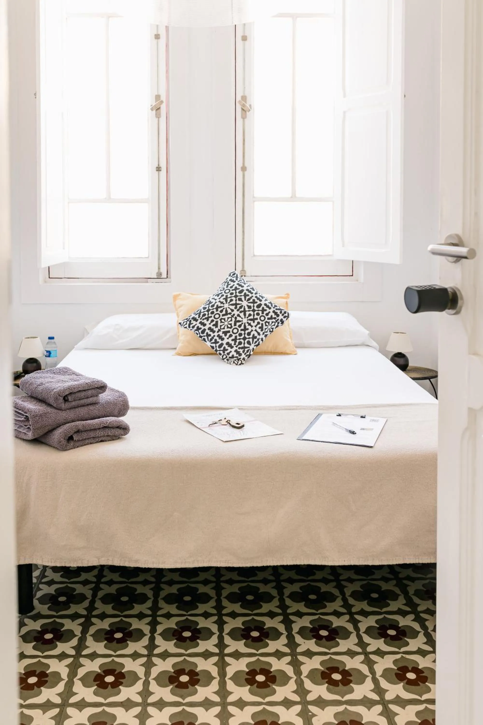 Bed in Mapango Small Rooms