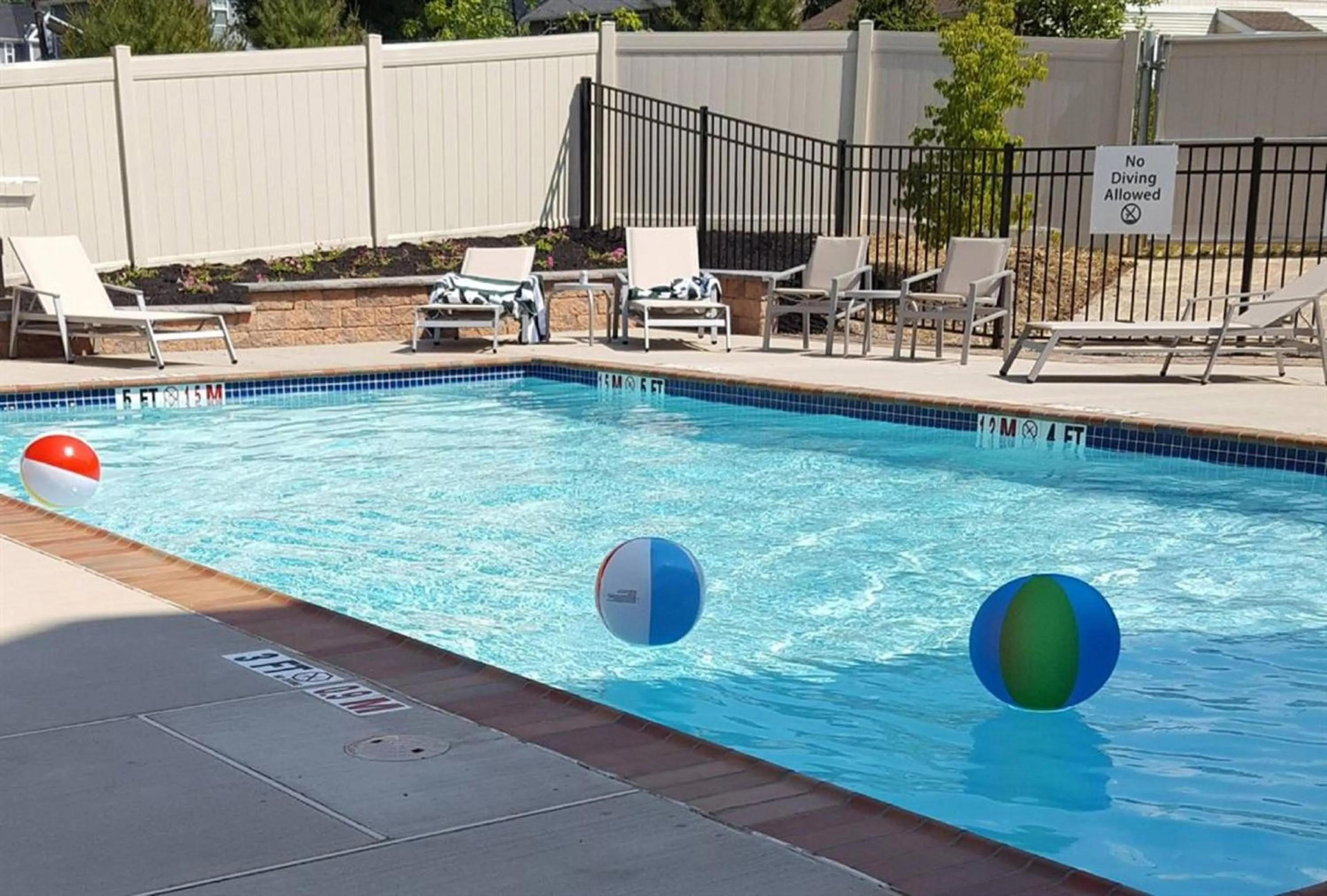 Swimming pool in Holiday Inn Express Bordentown - Trenton South by IHG