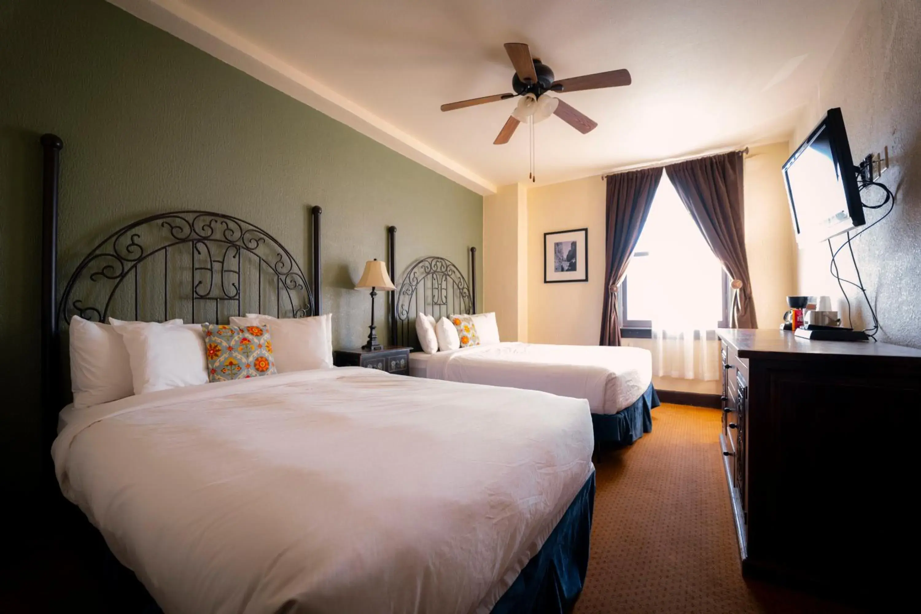 One Bedroom Suite with Sofa Bed in The Holland Hotel One Bedroom Suite with Sofa Bed in The Holland Hotel