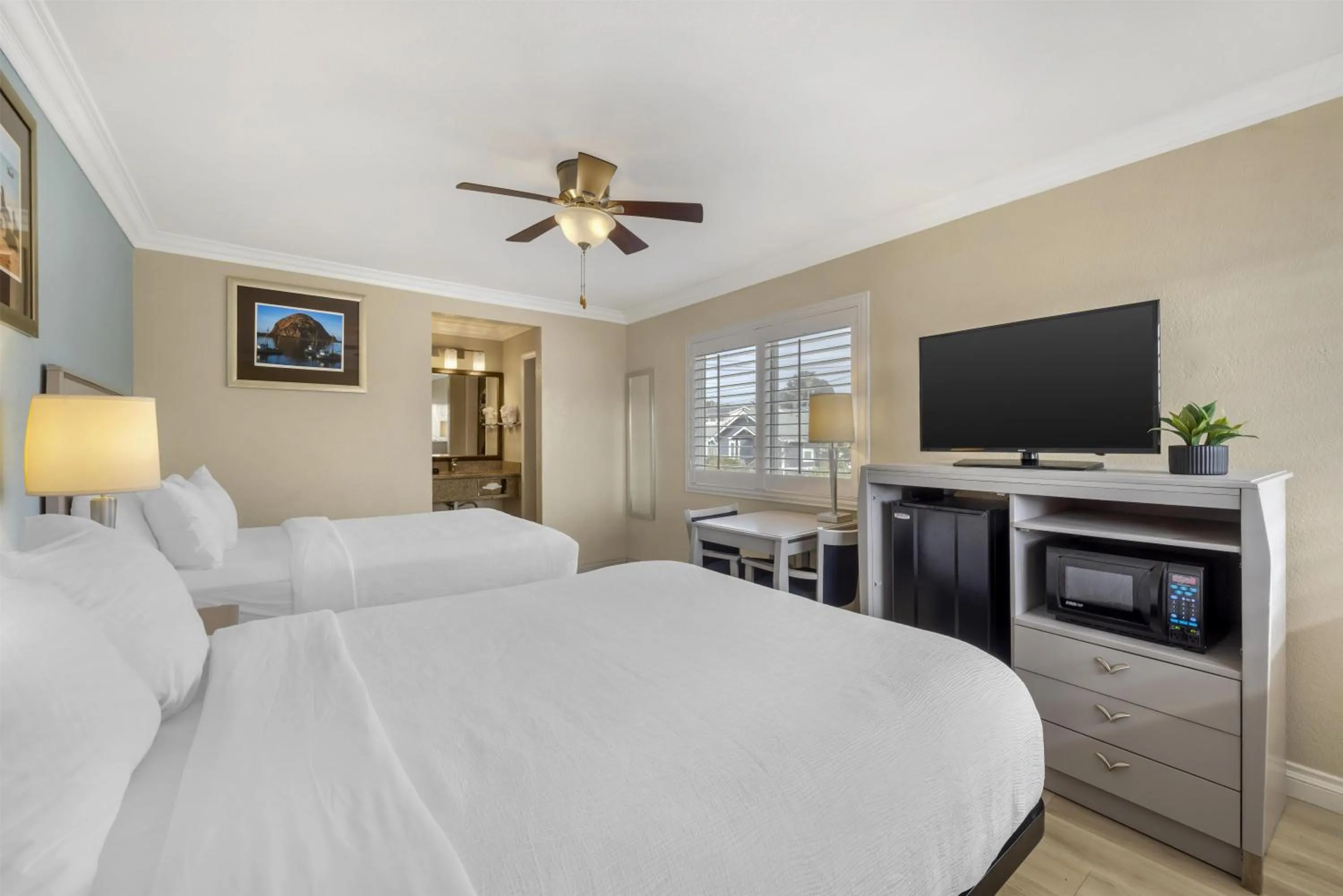 Bedroom, Bed in Best Western Tradewinds