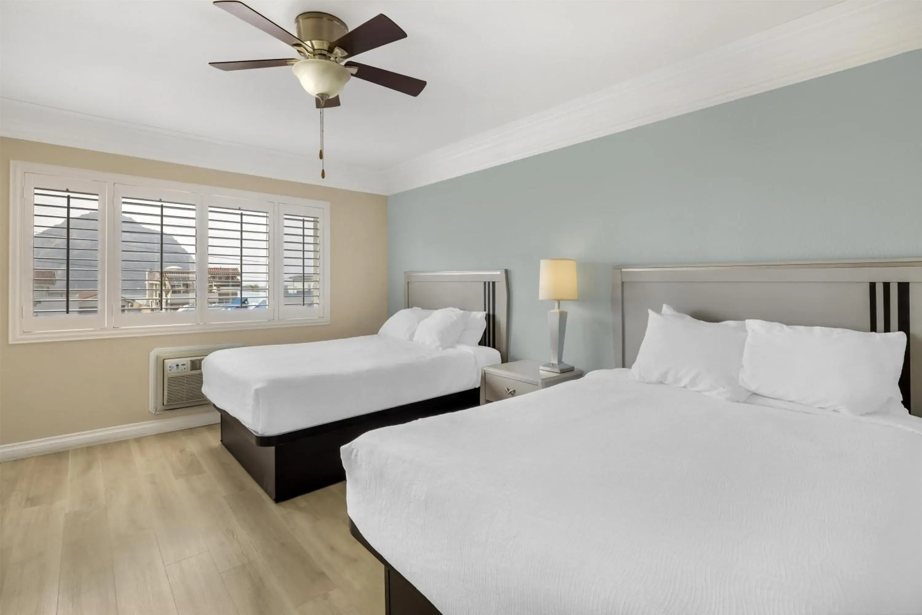 Bedroom, Bed in Best Western Tradewinds Bedroom, Bed in Best Western Tradewinds