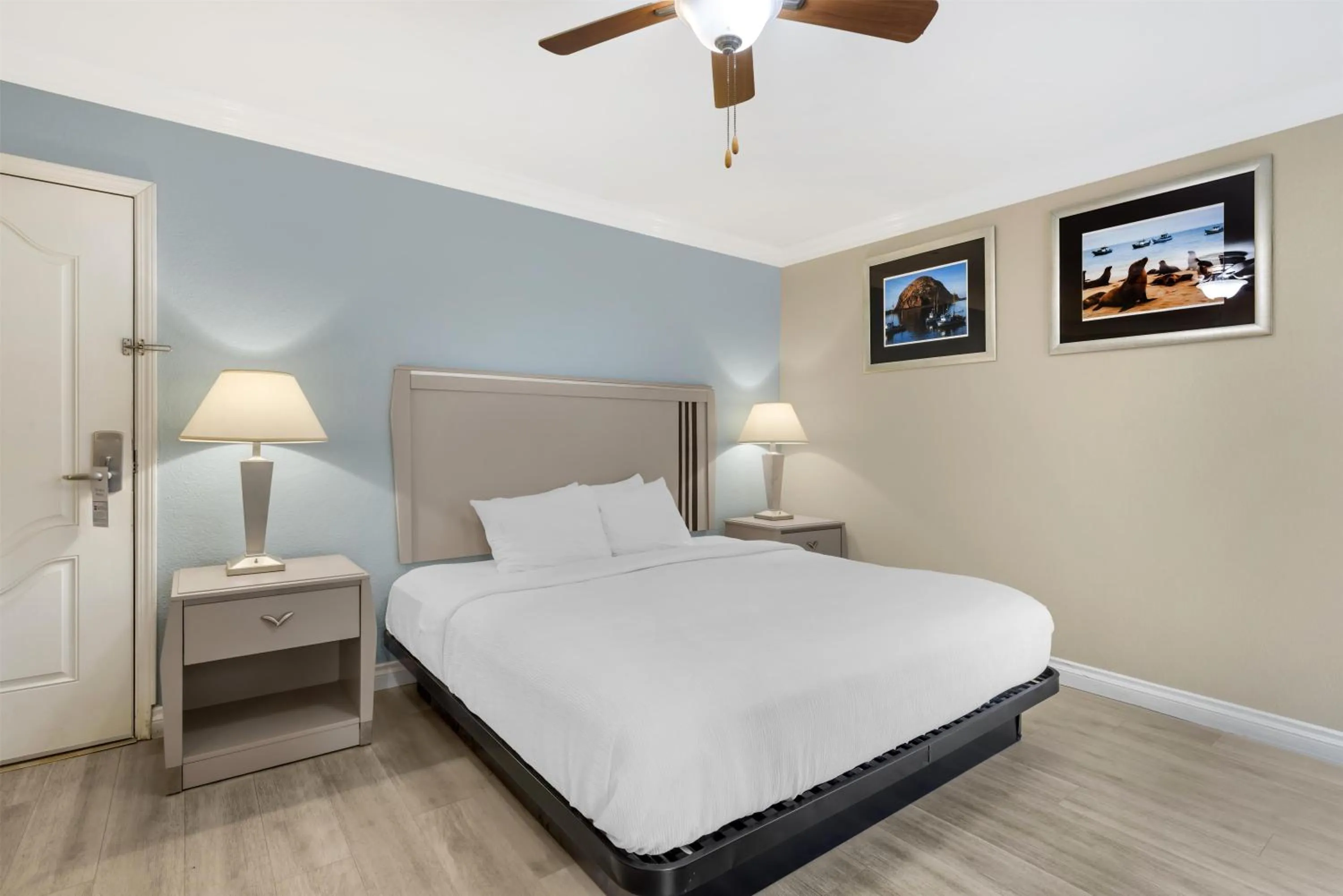 Bedroom, Bed in Best Western Tradewinds