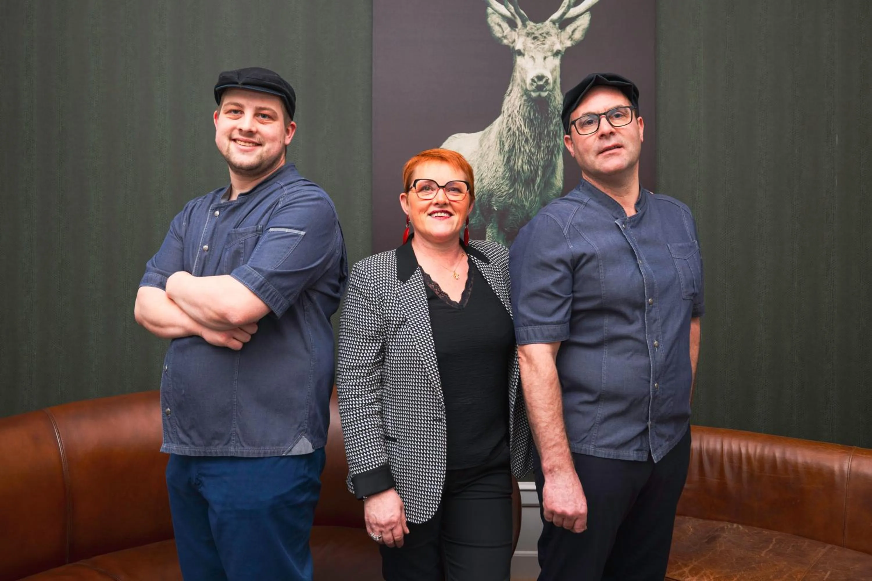 Staff in Logis Hôtel & Restaurant - Les Hauts de Montreuil