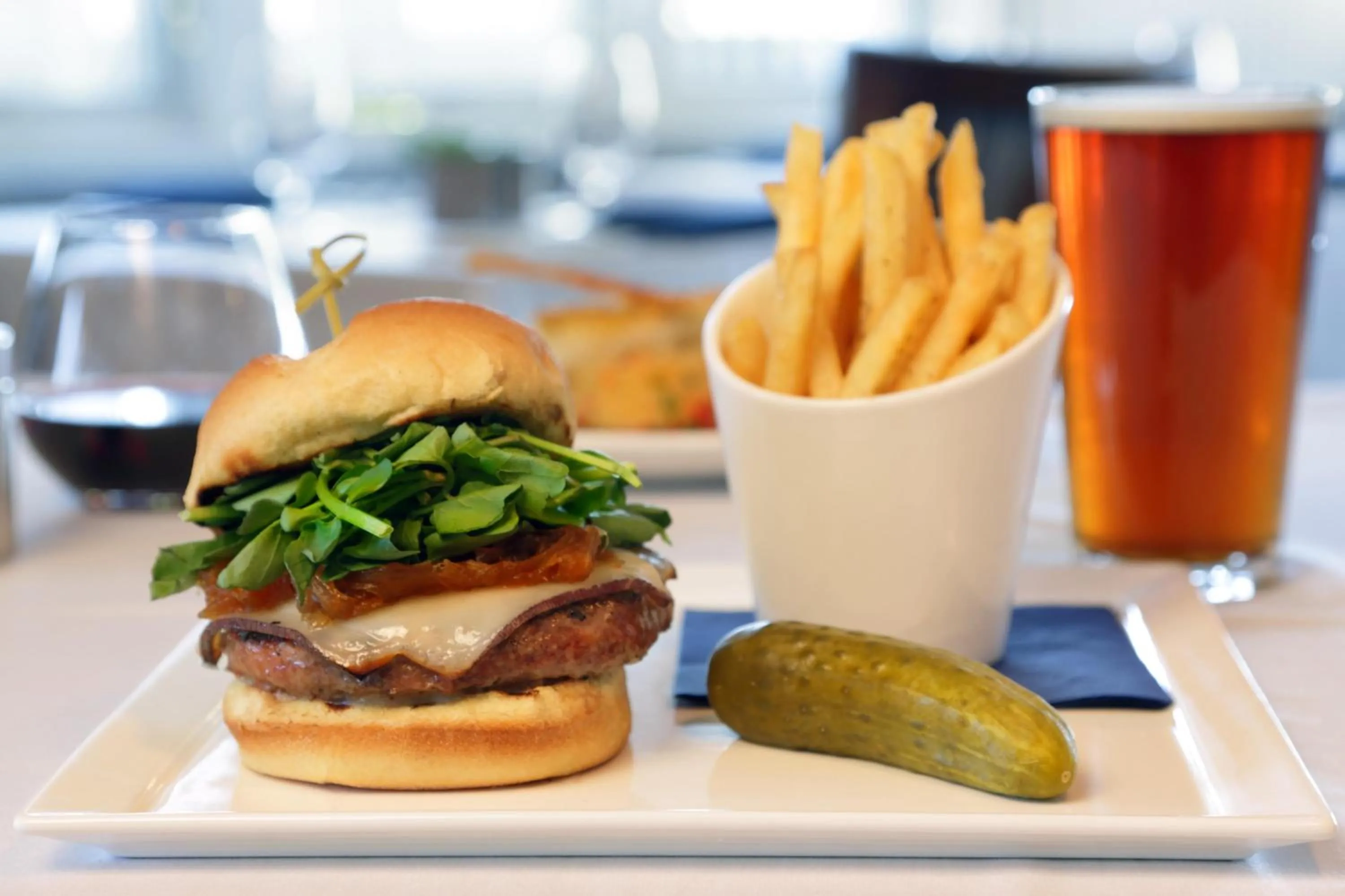 Restaurant/places to eat in Madison Beach Hotel, Curio Collection by Hilton