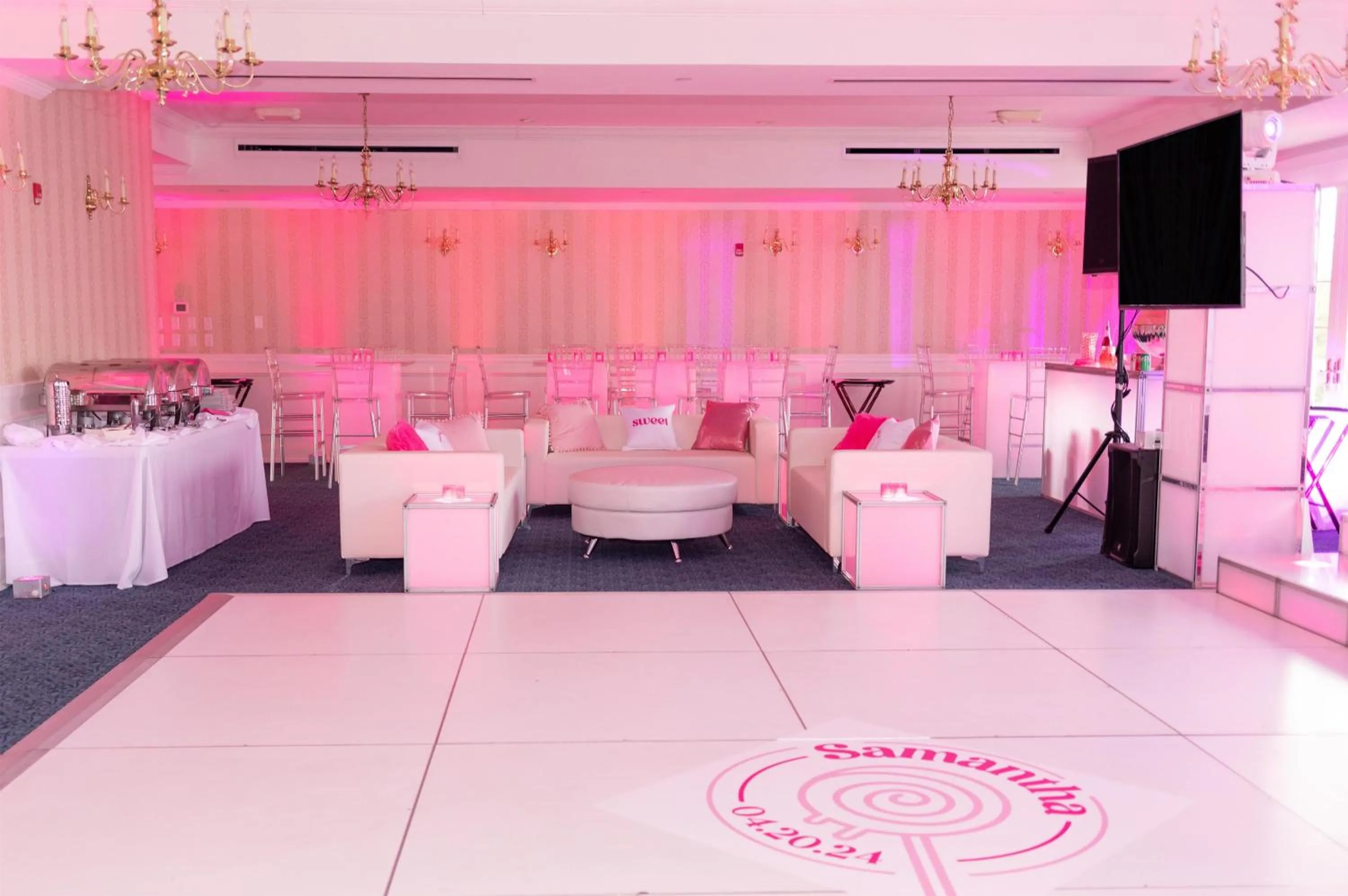 Meeting/conference room in Madison Beach Hotel, Curio Collection by Hilton