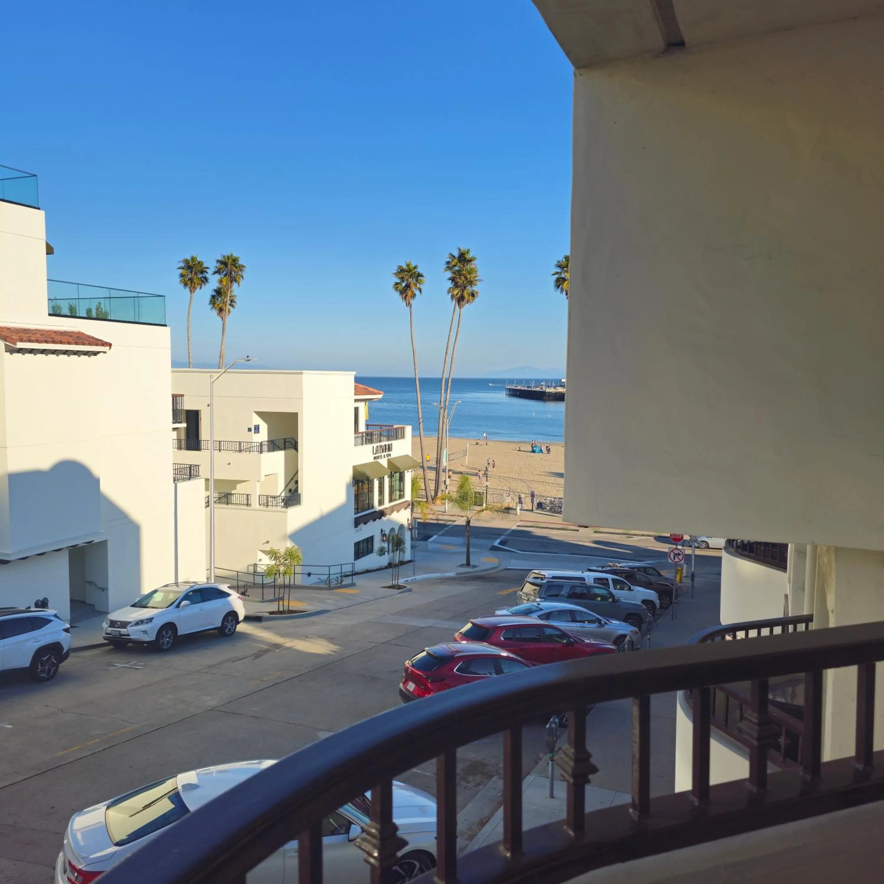 Balcony/Terrace in Casablanca Inn on The Beach