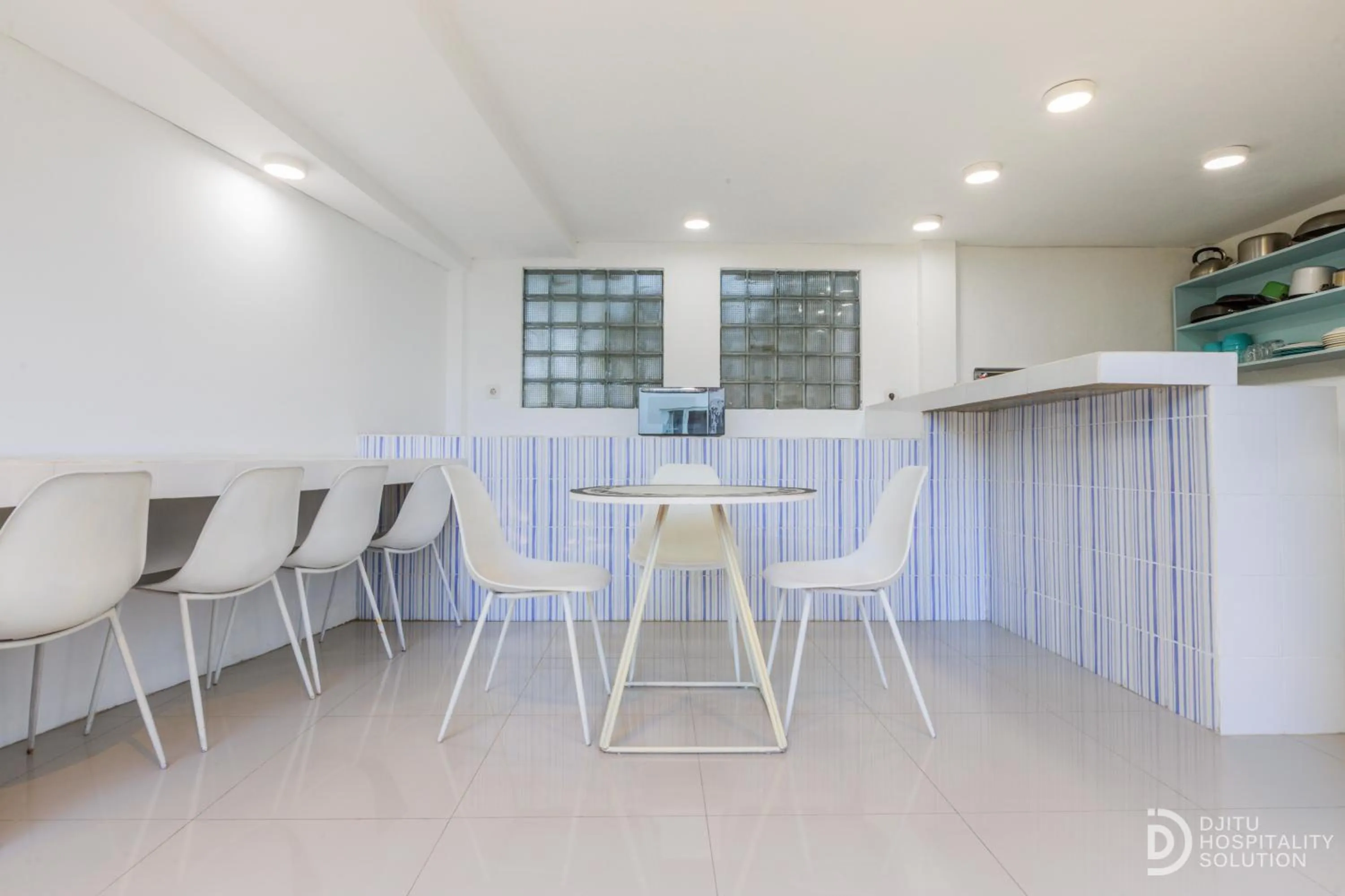 Kitchen or kitchenette in Ohana Pererenan