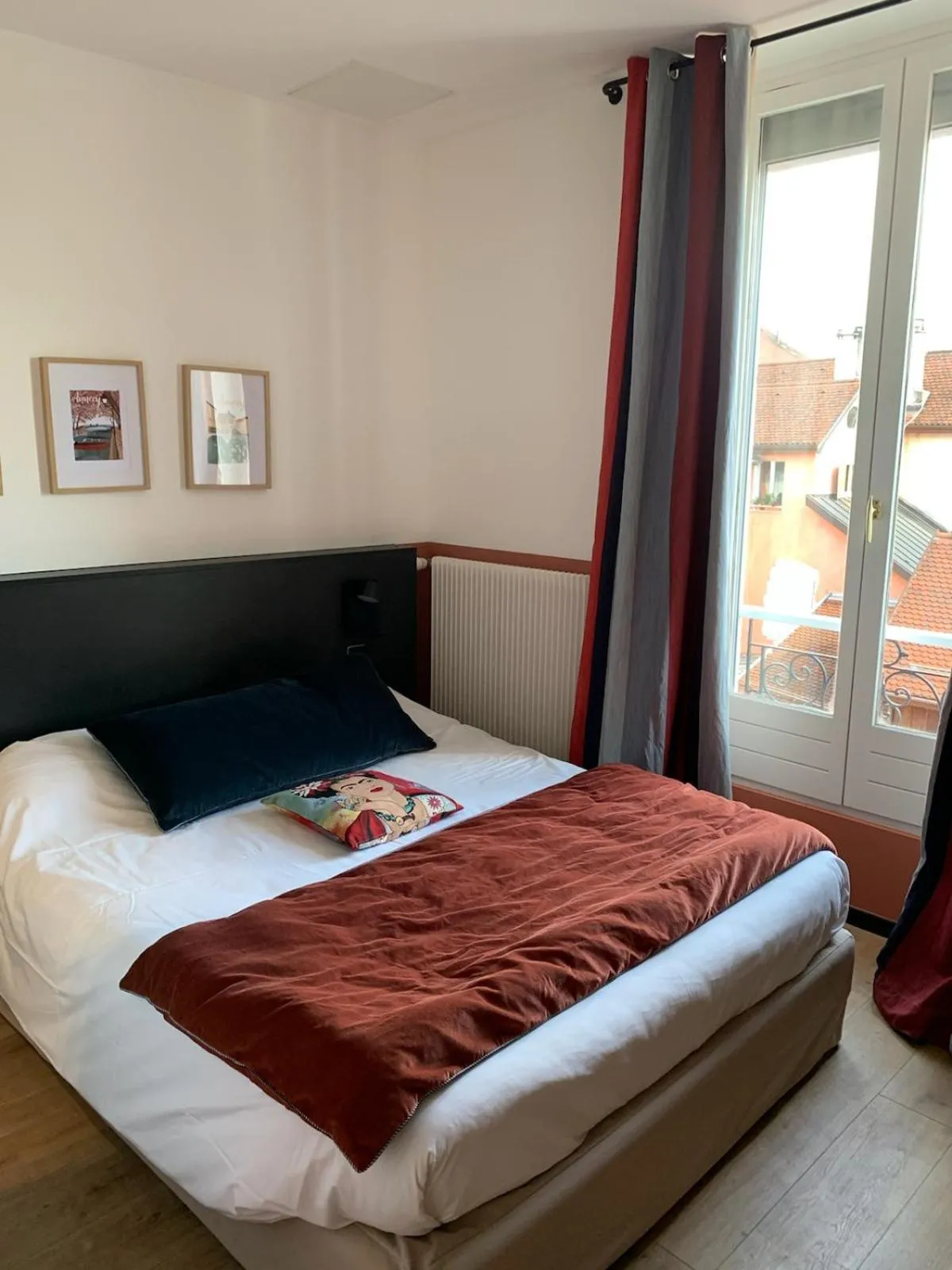 Bedroom, Bed in Hôtel du Nord