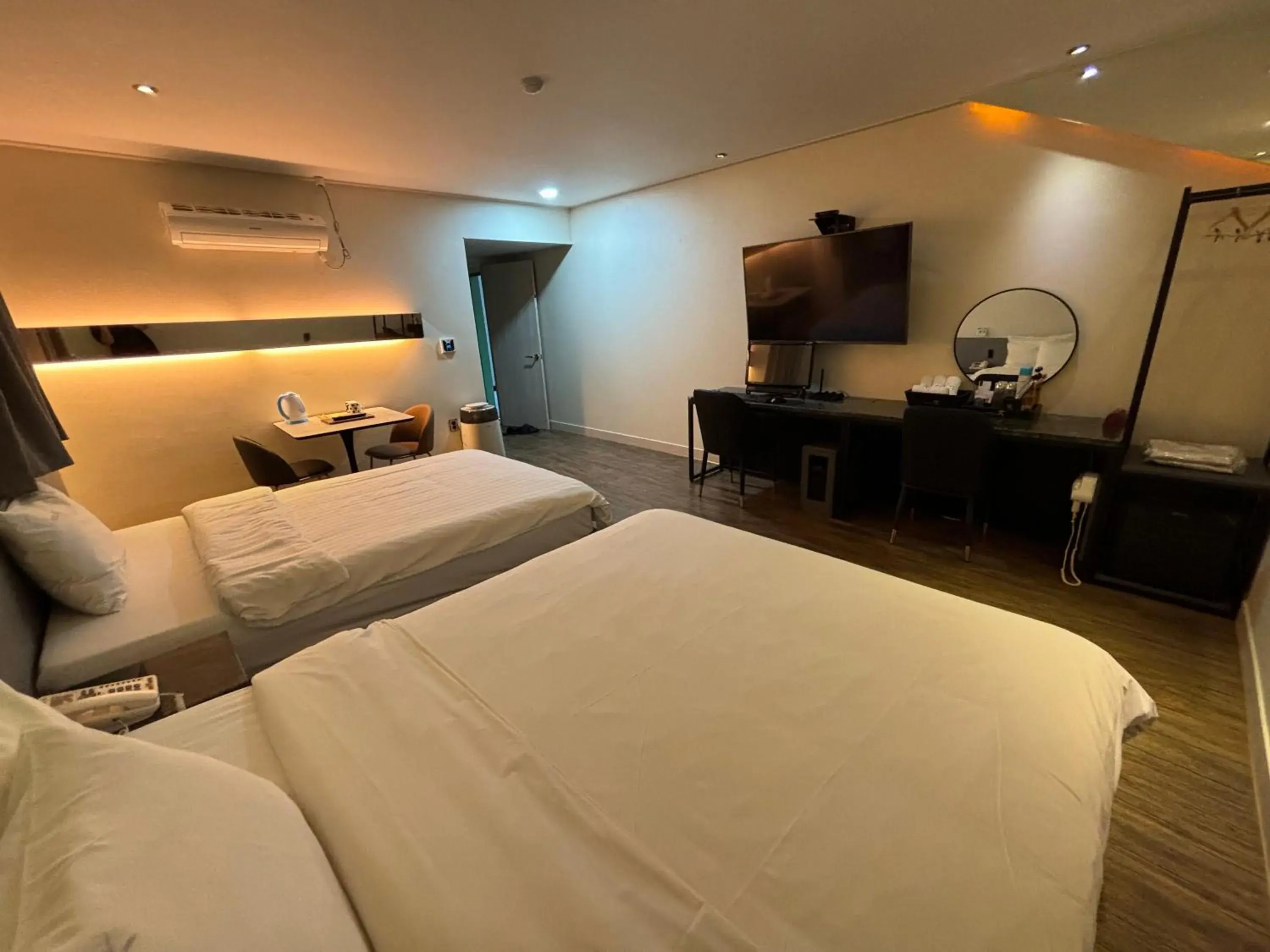 Superior Twin Room in Cheonan K Hotel Superior Twin Room in Cheonan K Hotel