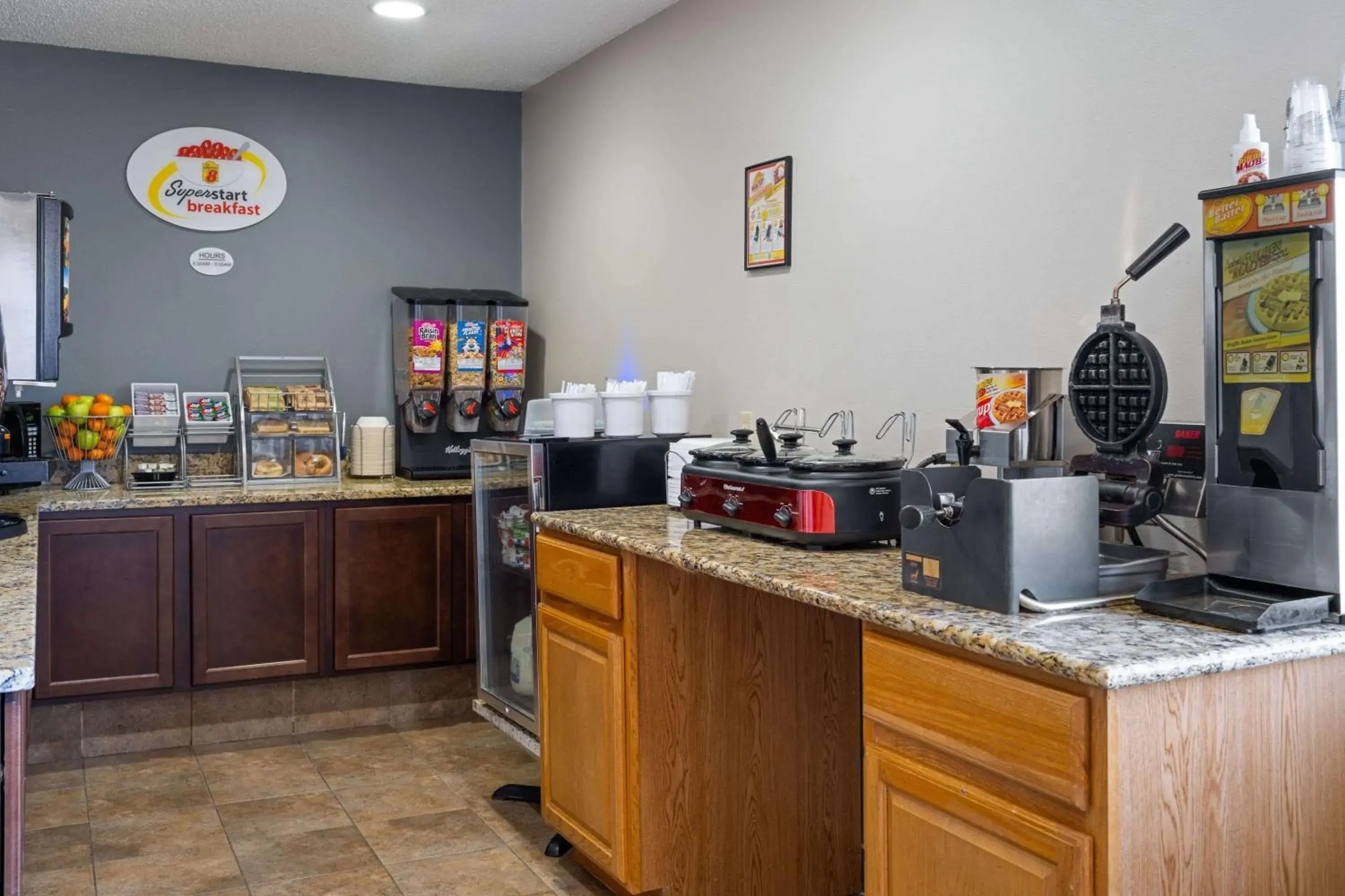 Restaurant/places to eat in Super 8 by Wyndham Humboldt Restaurant/places to eat in Super 8 by Wyndham Humboldt