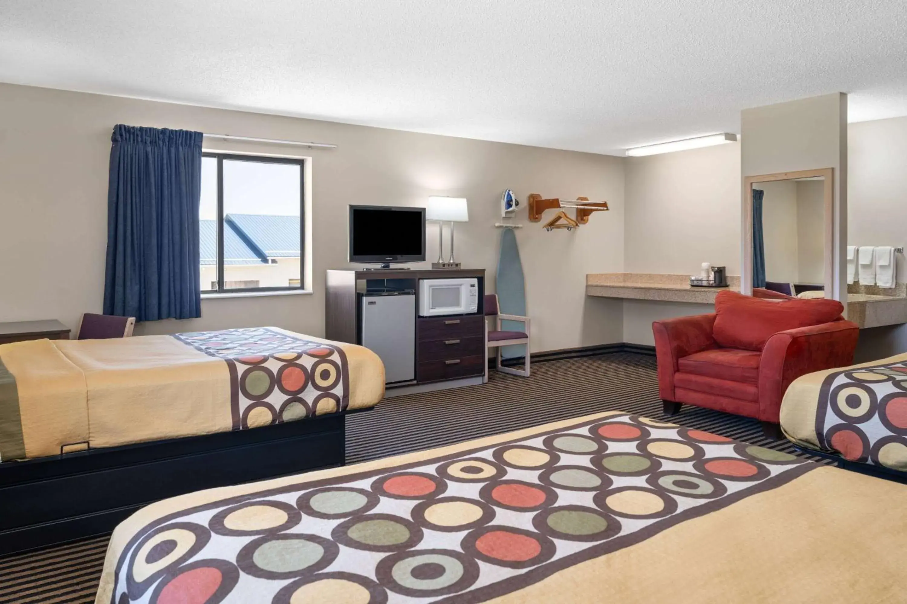 Superior Queen Room - Non-Smoking in Super 8 by Wyndham Humboldt Superior Queen Room - Non-Smoking in Super 8 by Wyndham Humboldt