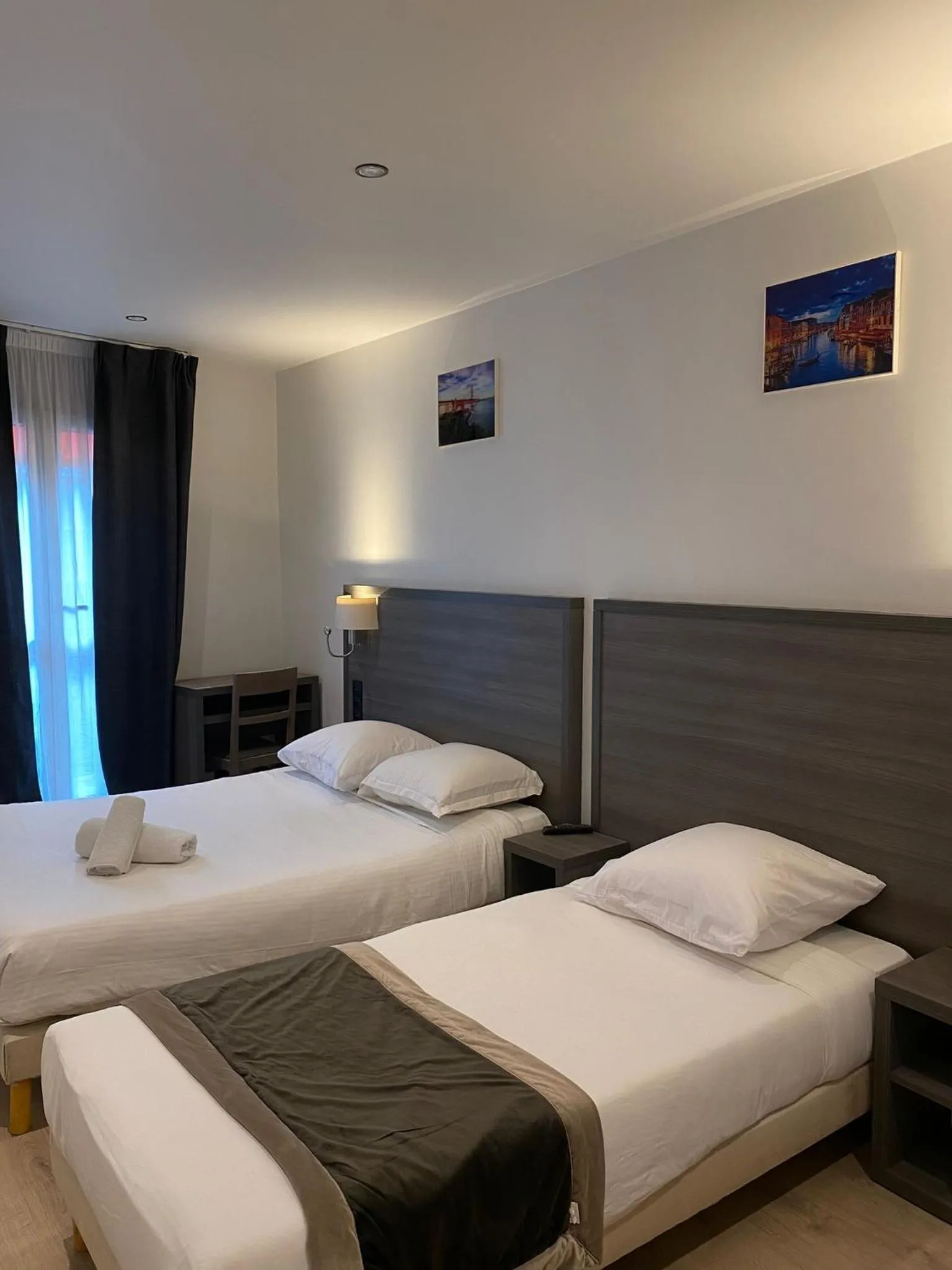 Bed in Hôtel Résidence Châtillon