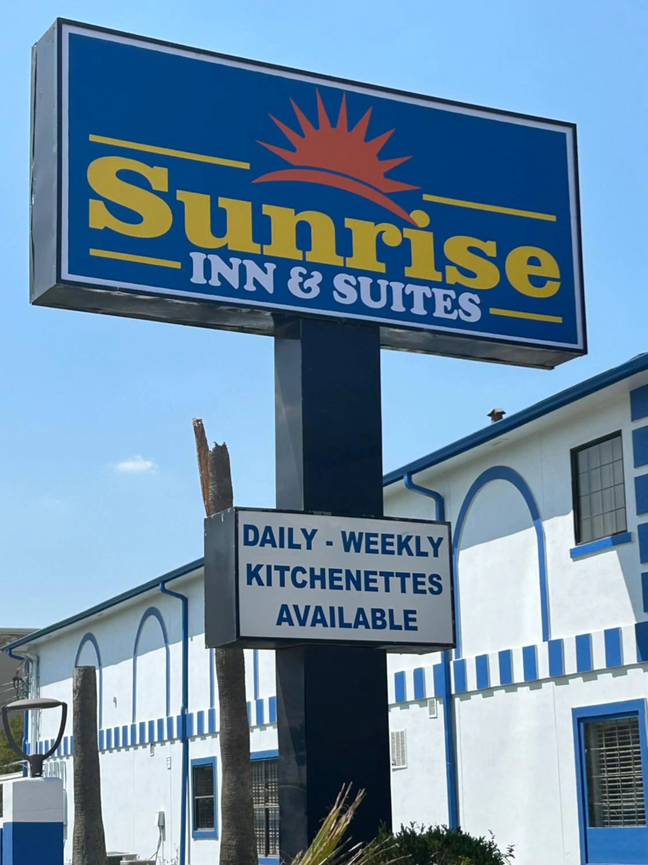 Sunrise Inn & Suites