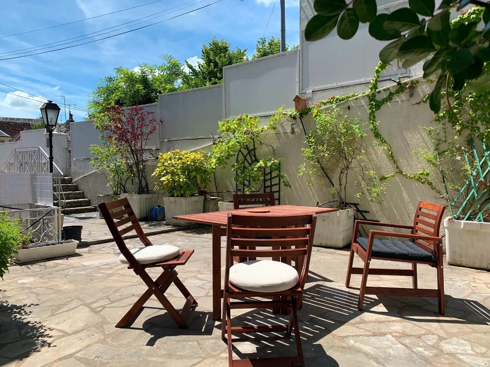 Family Room in La Chambre Bleue Family Room in La Chambre Bleue