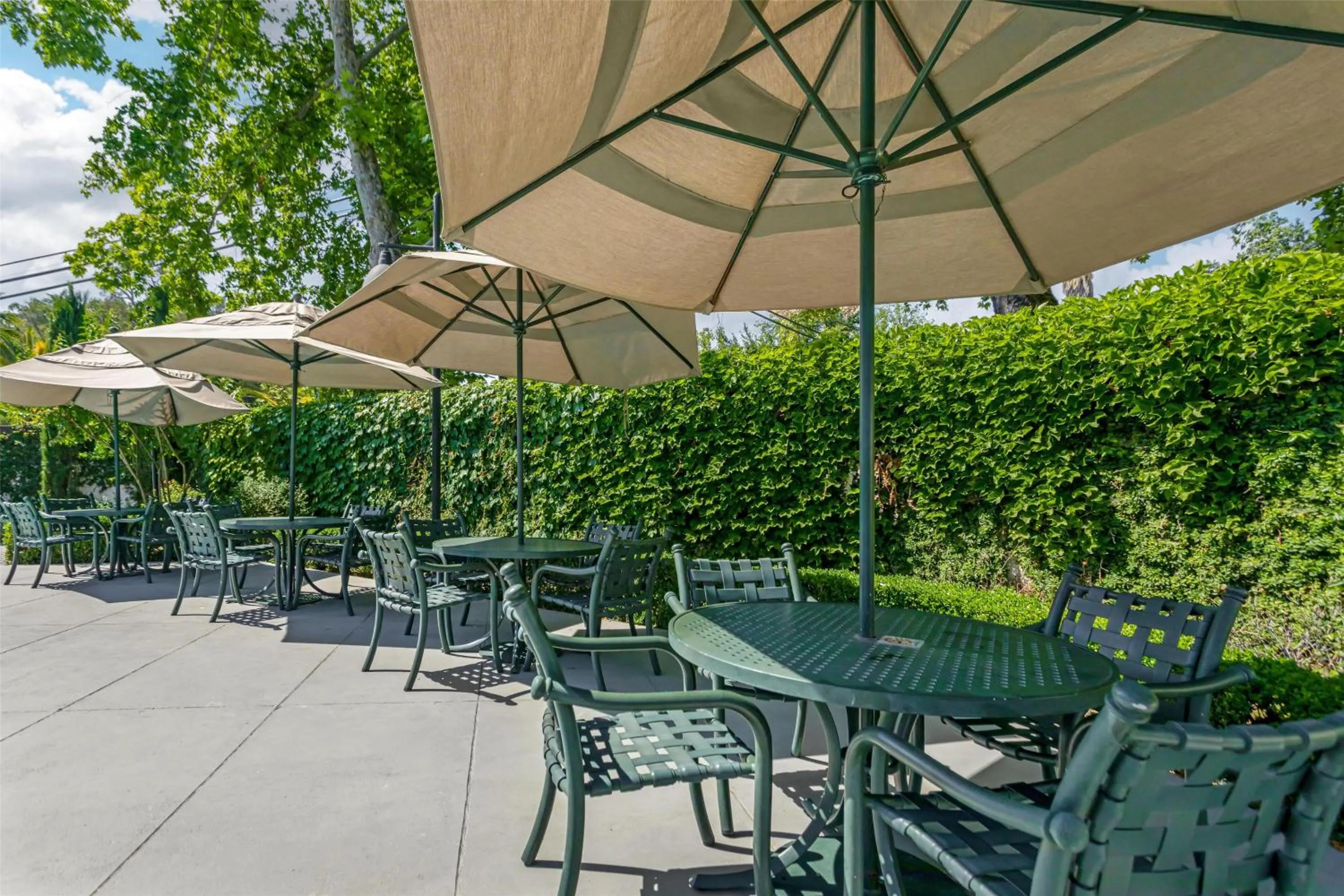 Pool view in Best Western Plus Stevenson Manor