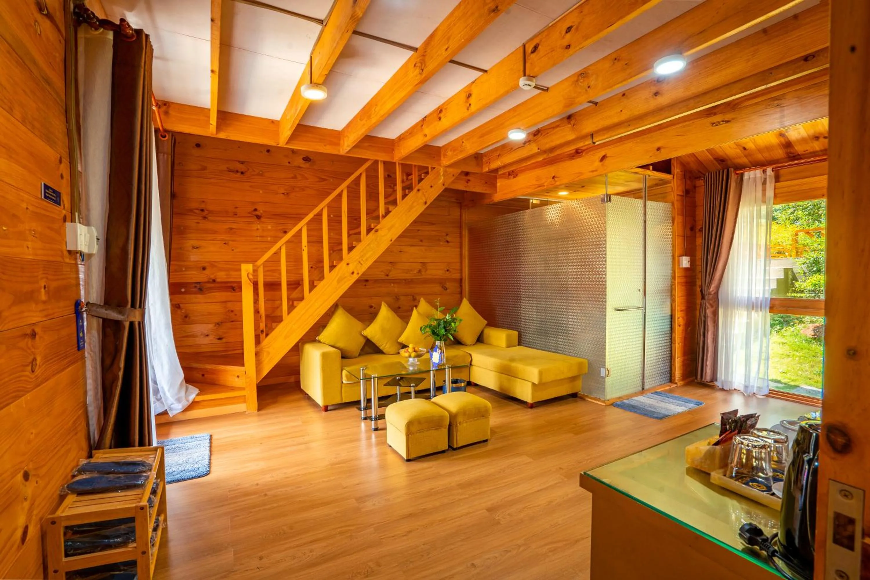 Guests in Tea Resort