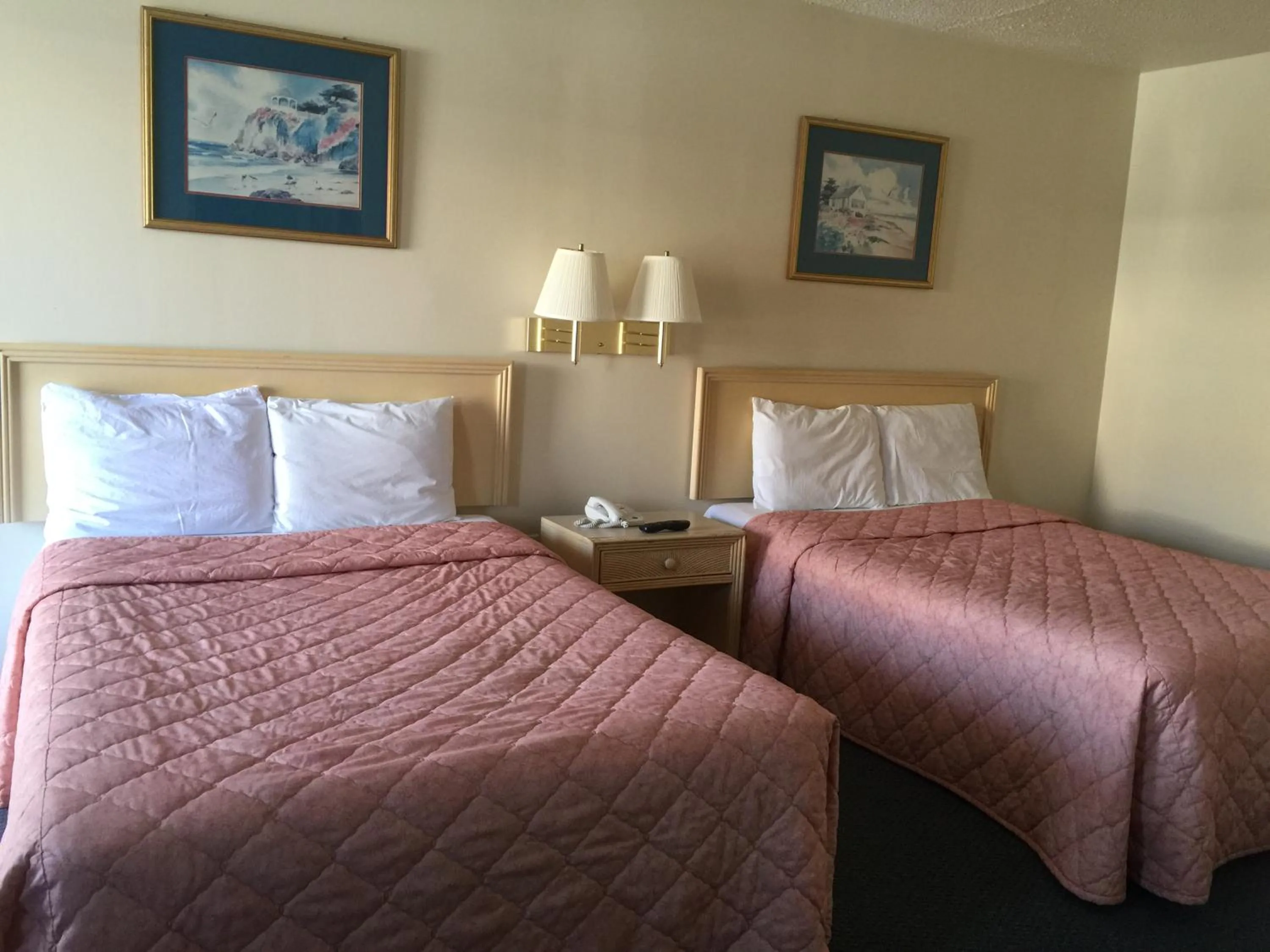 Bed in Coastal Motel