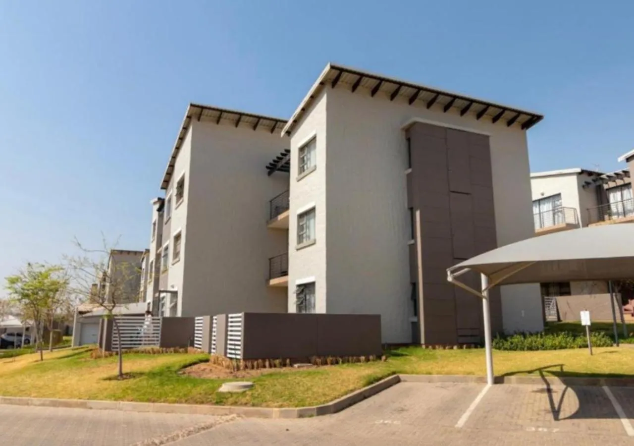 Property building in The Steynview Apartment - Fourways Sandton