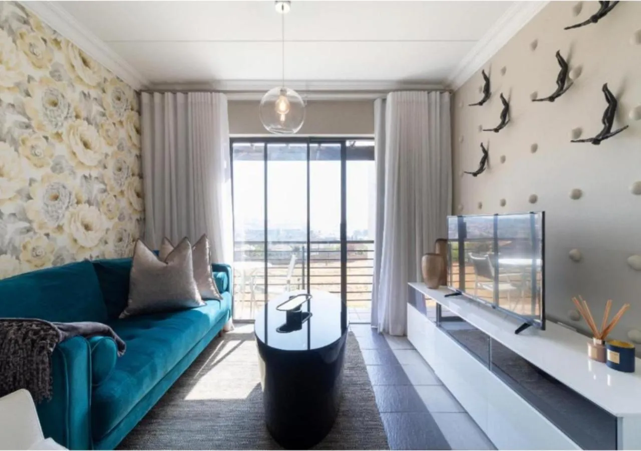 Two-Bedroom Apartment in The Steynview Apartment - Fourways Sandton