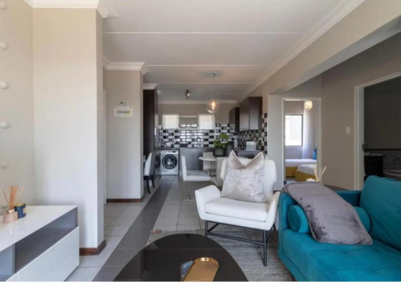 Kitchen or kitchenette in The Steynview Apartment - Fourways Sandton