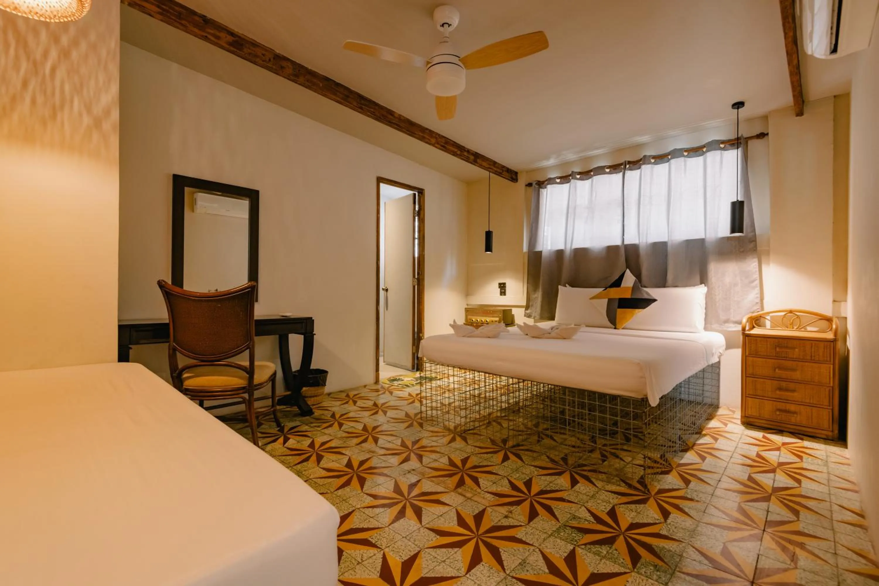 Bedroom, Bed in The Flying Fish Hostel Cebu