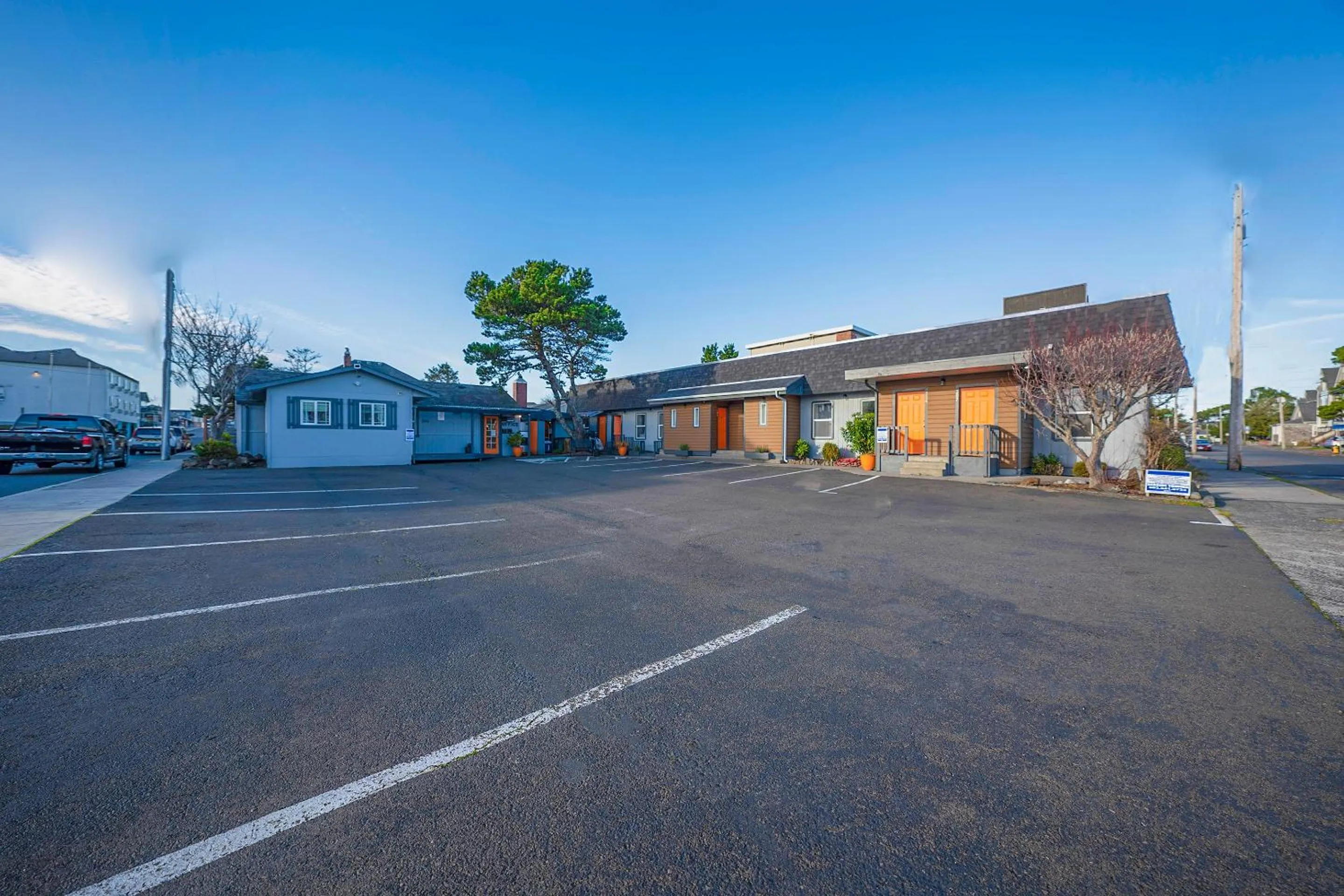 Facade/entrance in City Centre Motel by OYO