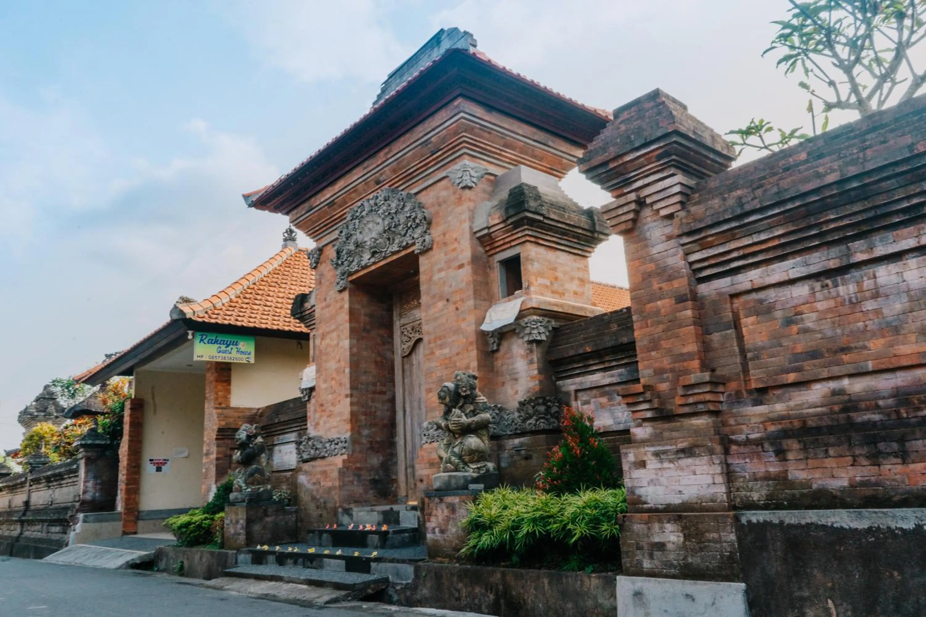 Property building in Rahayu Guest House Ubud