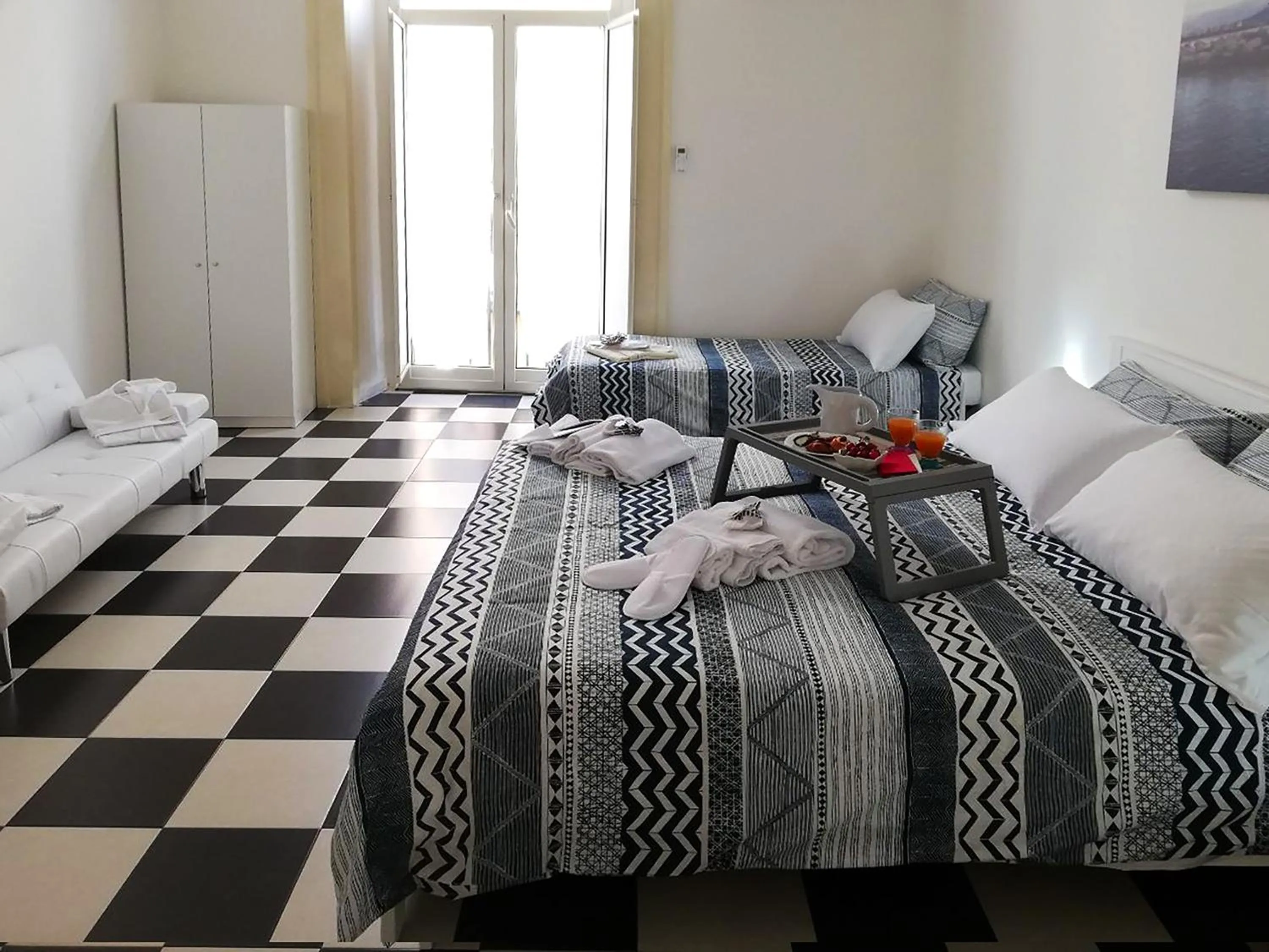 MB Napoles intera casa