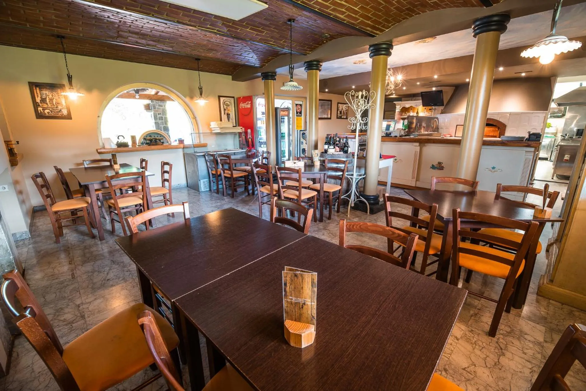 Restaurant/places to eat in Guesthouse Mars