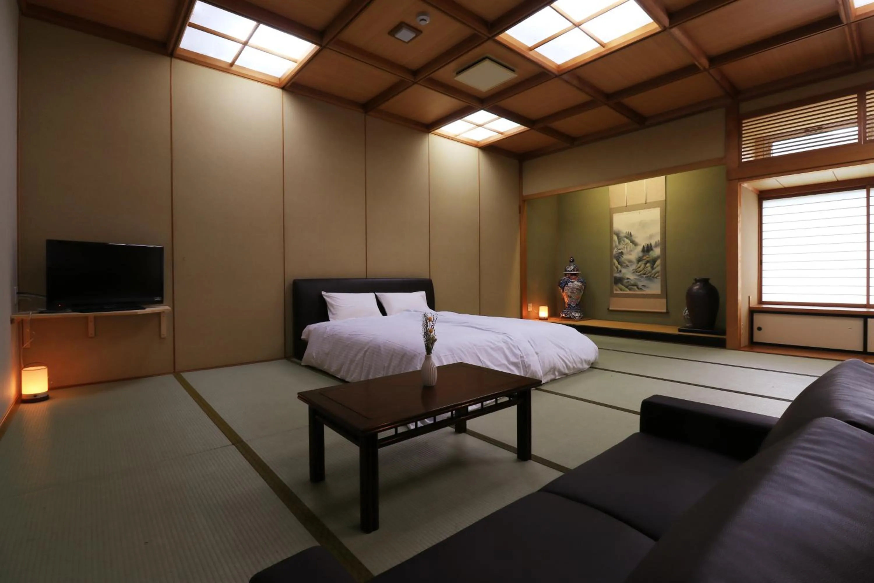 Photo of the whole room in Villa Izumoya